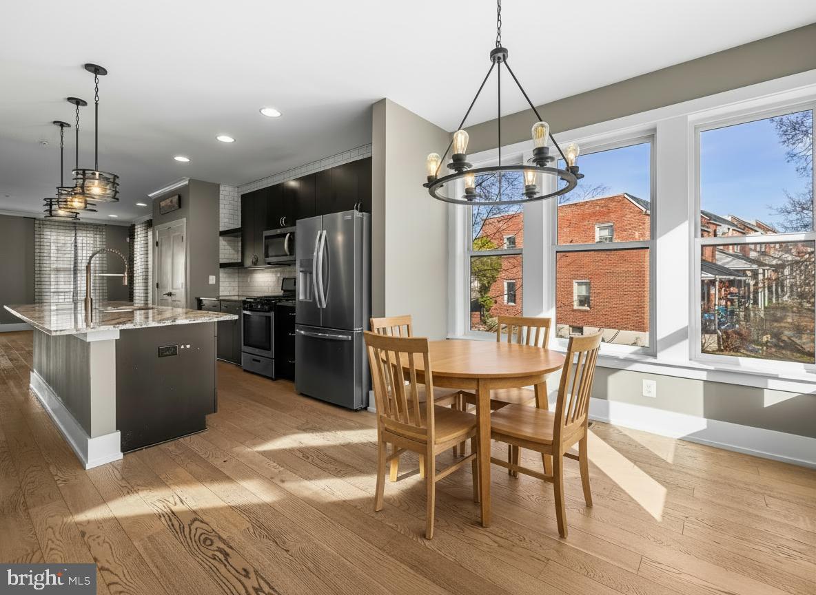 REDFERN ROW - Residential