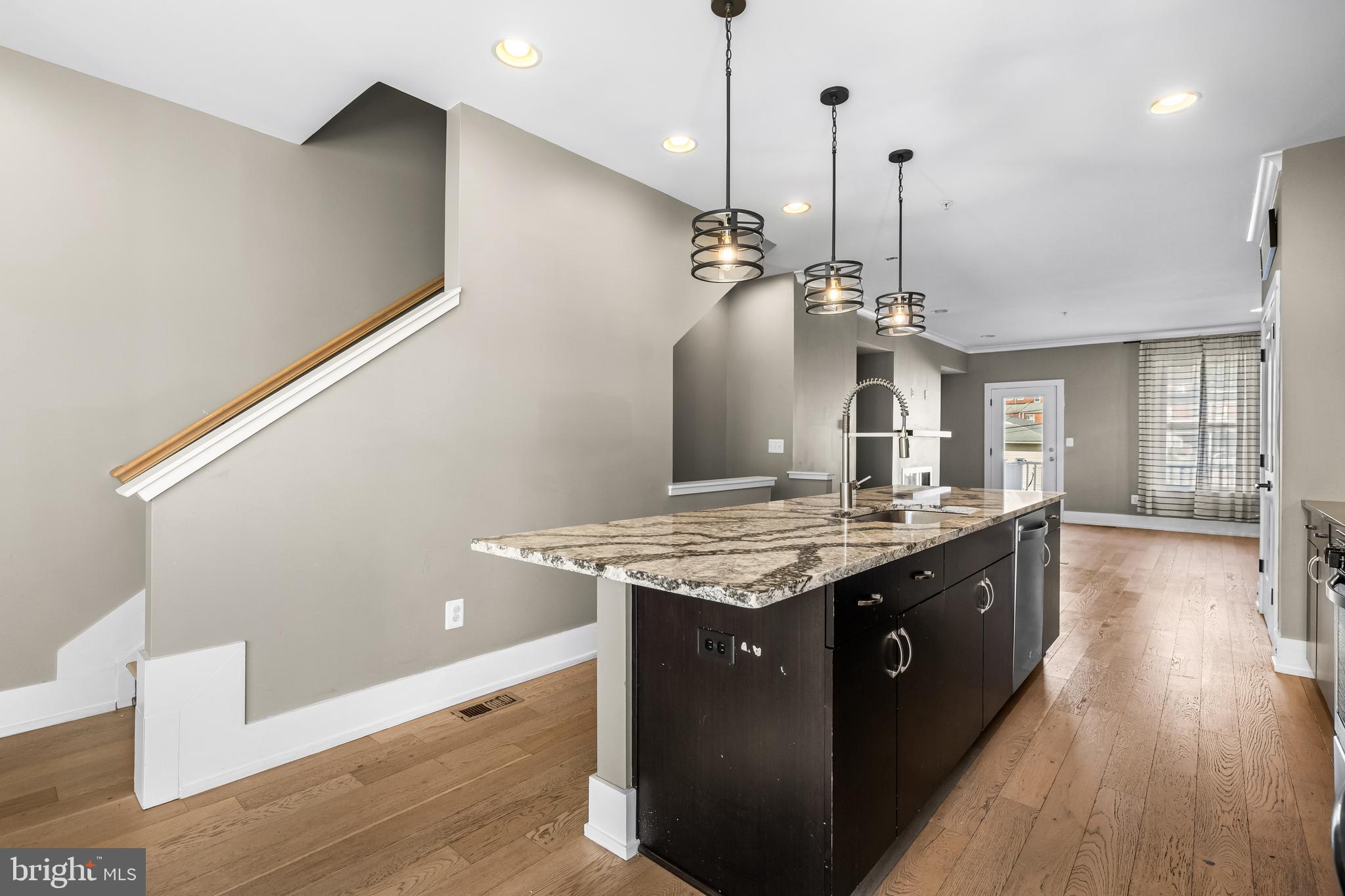 REDFERN ROW - Residential