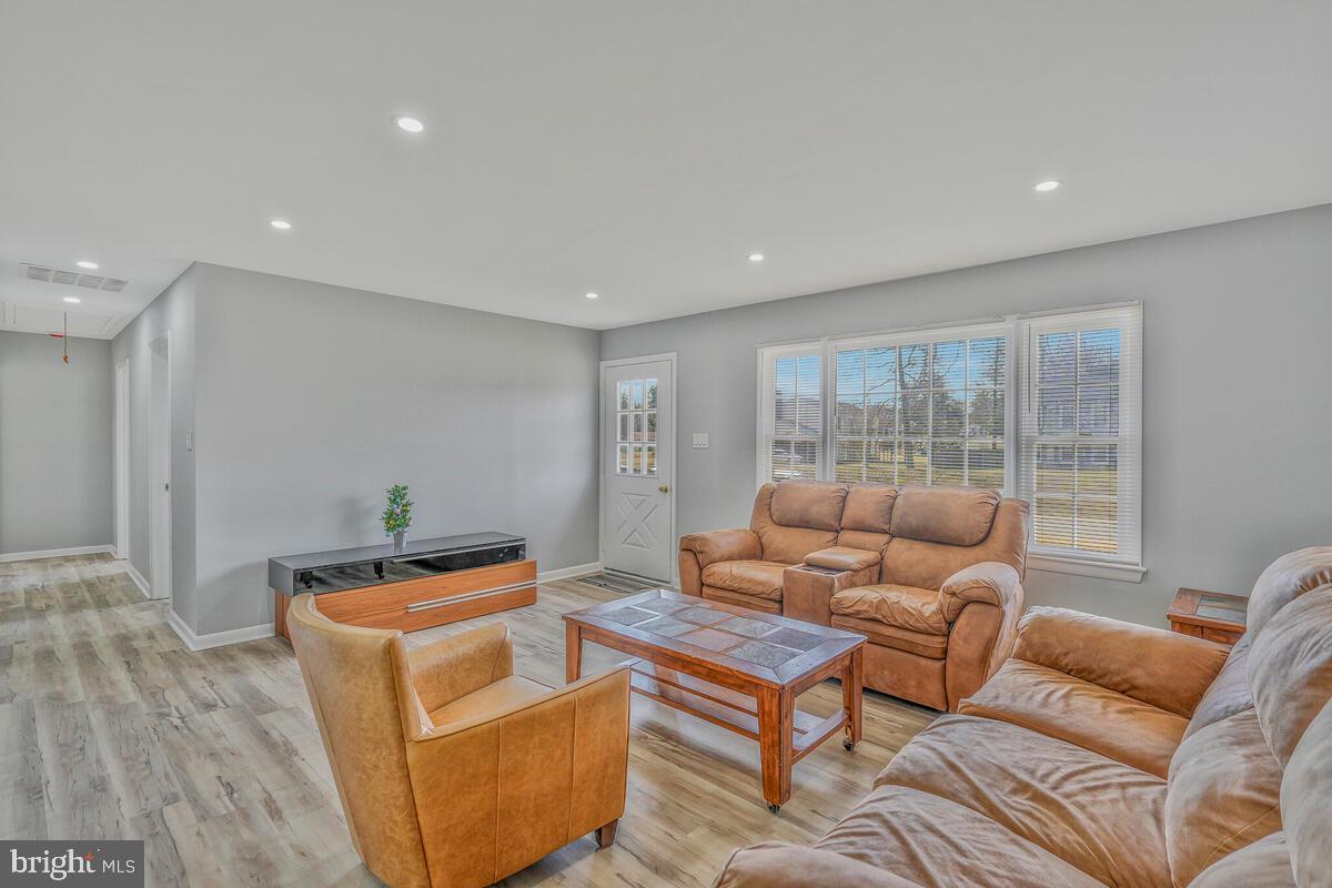 LYNNBROOK SUB - Residential