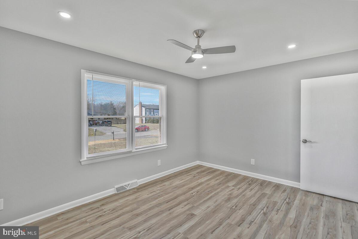 LYNNBROOK SUB - Residential