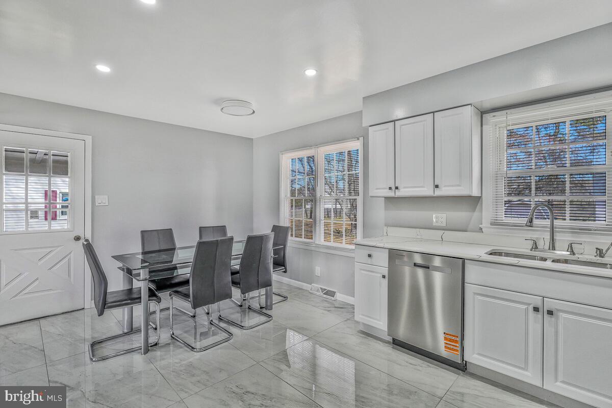 LYNNBROOK SUB - Residential