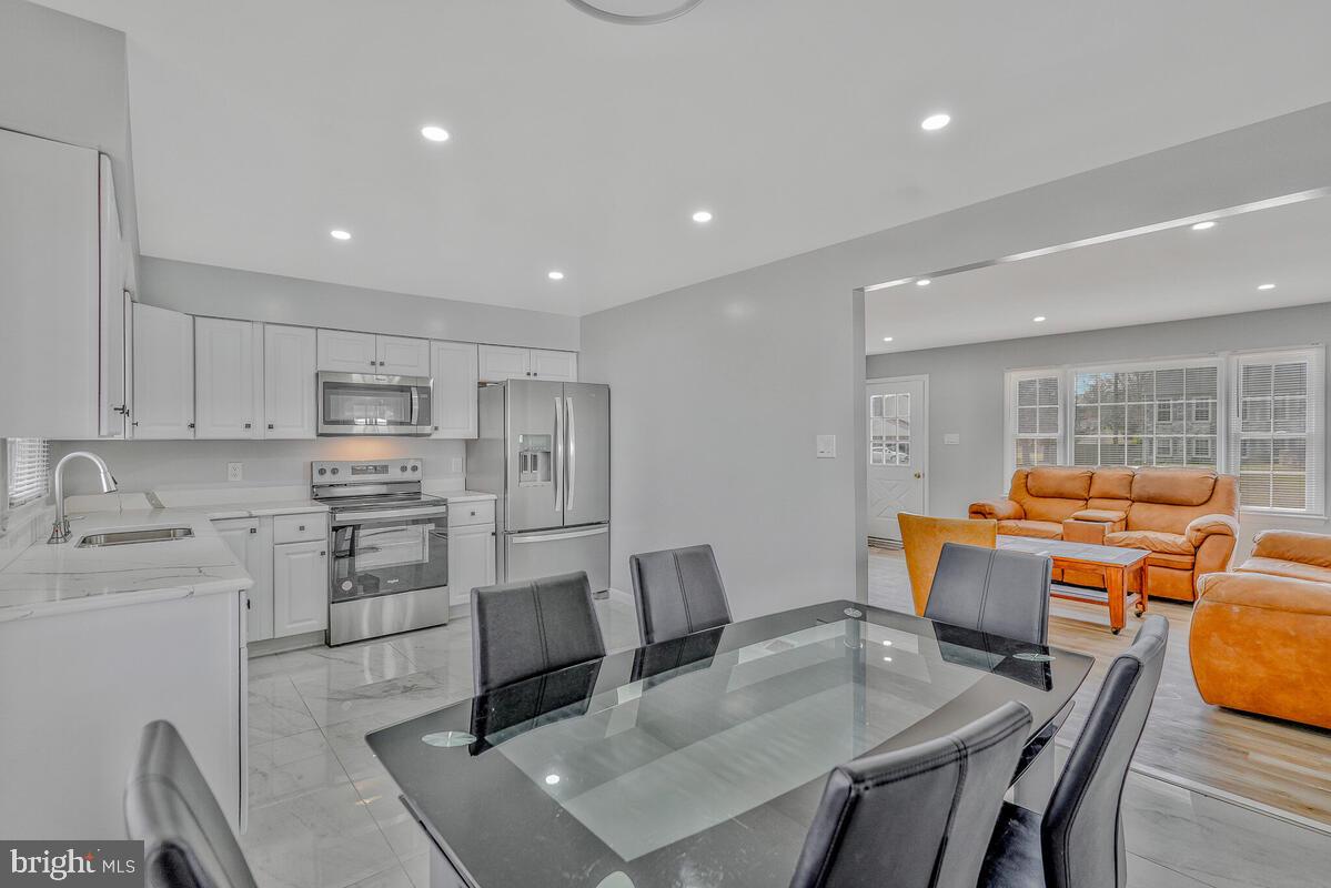 LYNNBROOK SUB - Residential