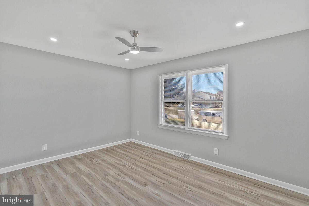 LYNNBROOK SUB - Residential