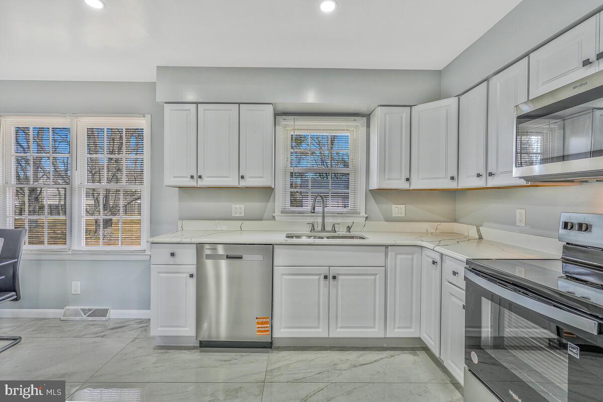 LYNNBROOK SUB - Residential