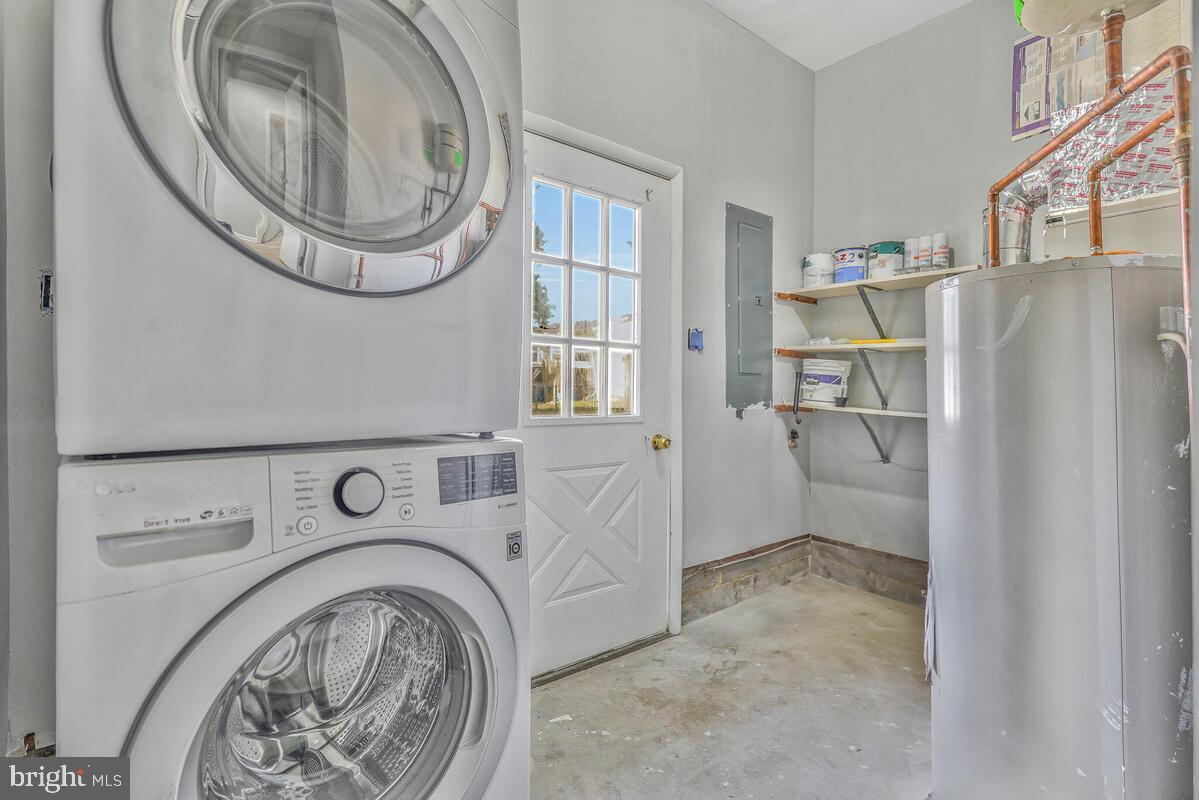 LYNNBROOK SUB - Residential