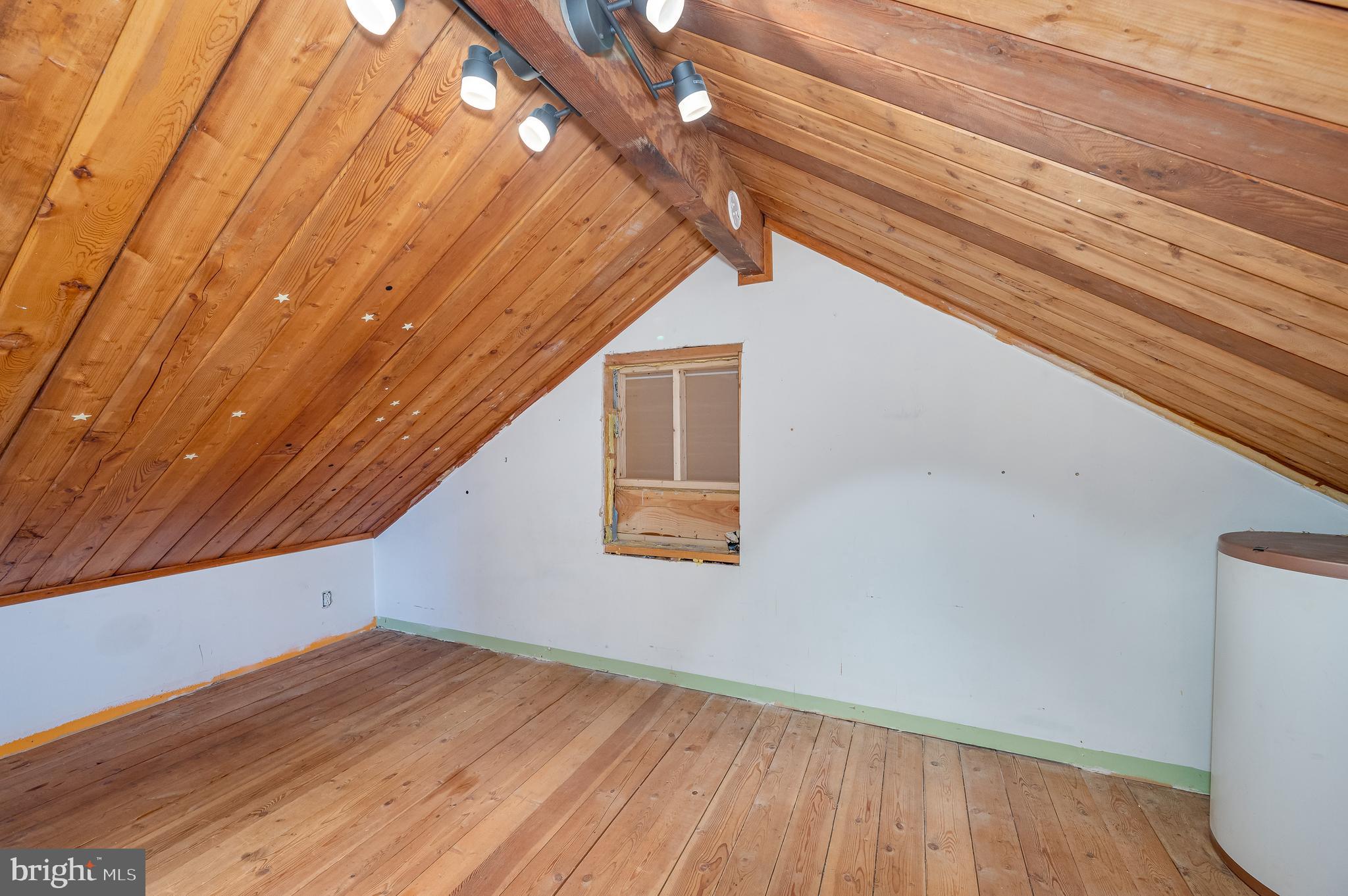 WESTRIDGE HILLS - Residential