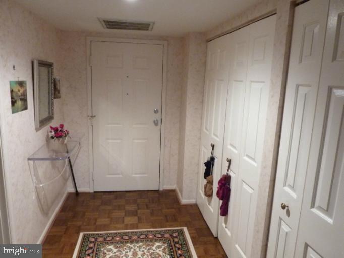 BARTONWOOD - Residential