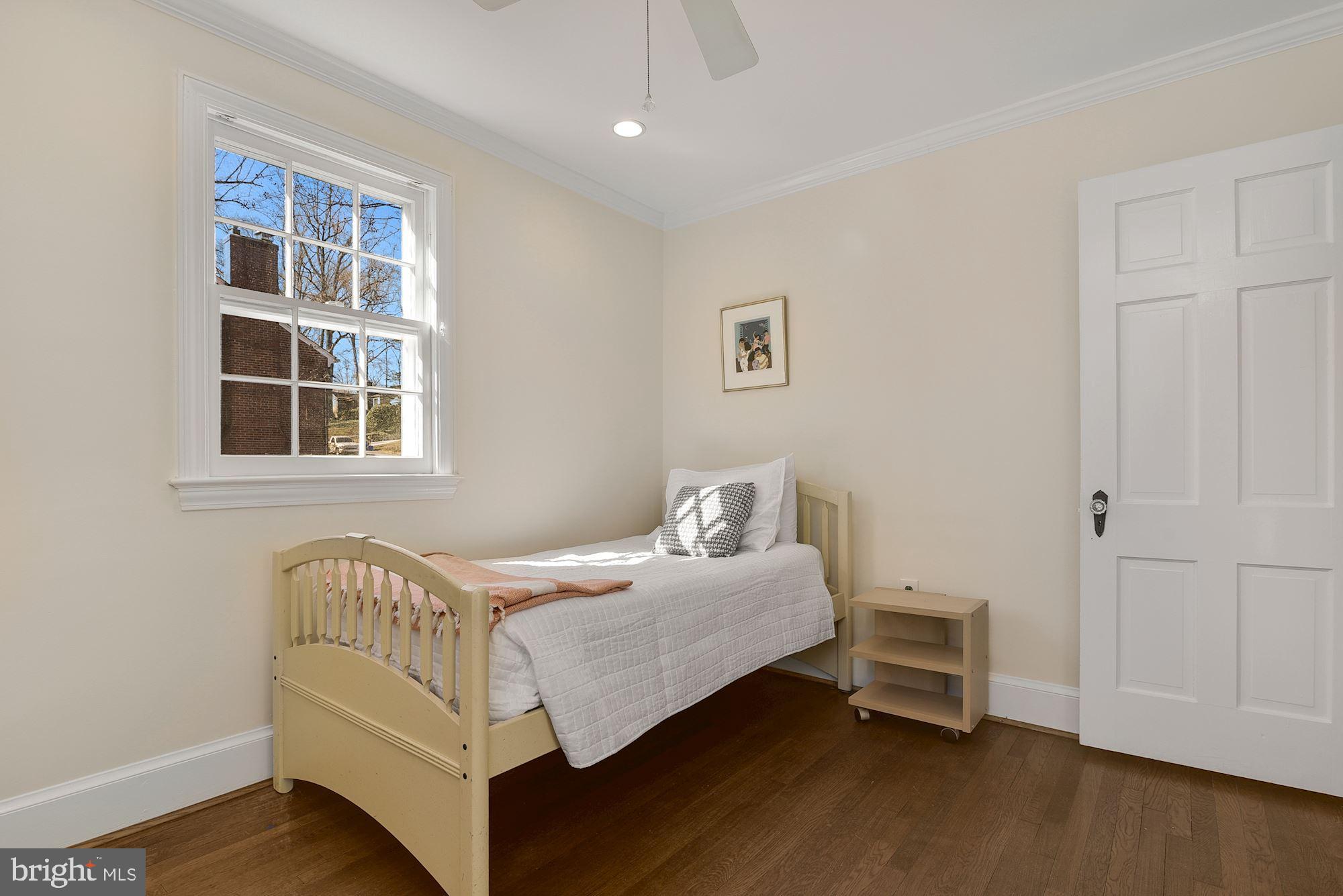 COUNTRY CLUB VILLAGE - Residential