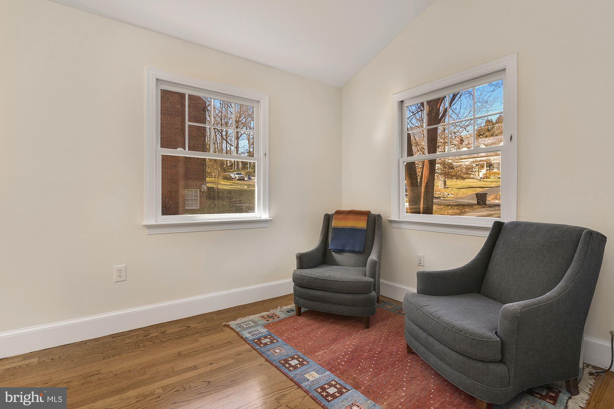 COUNTRY CLUB VILLAGE - Residential