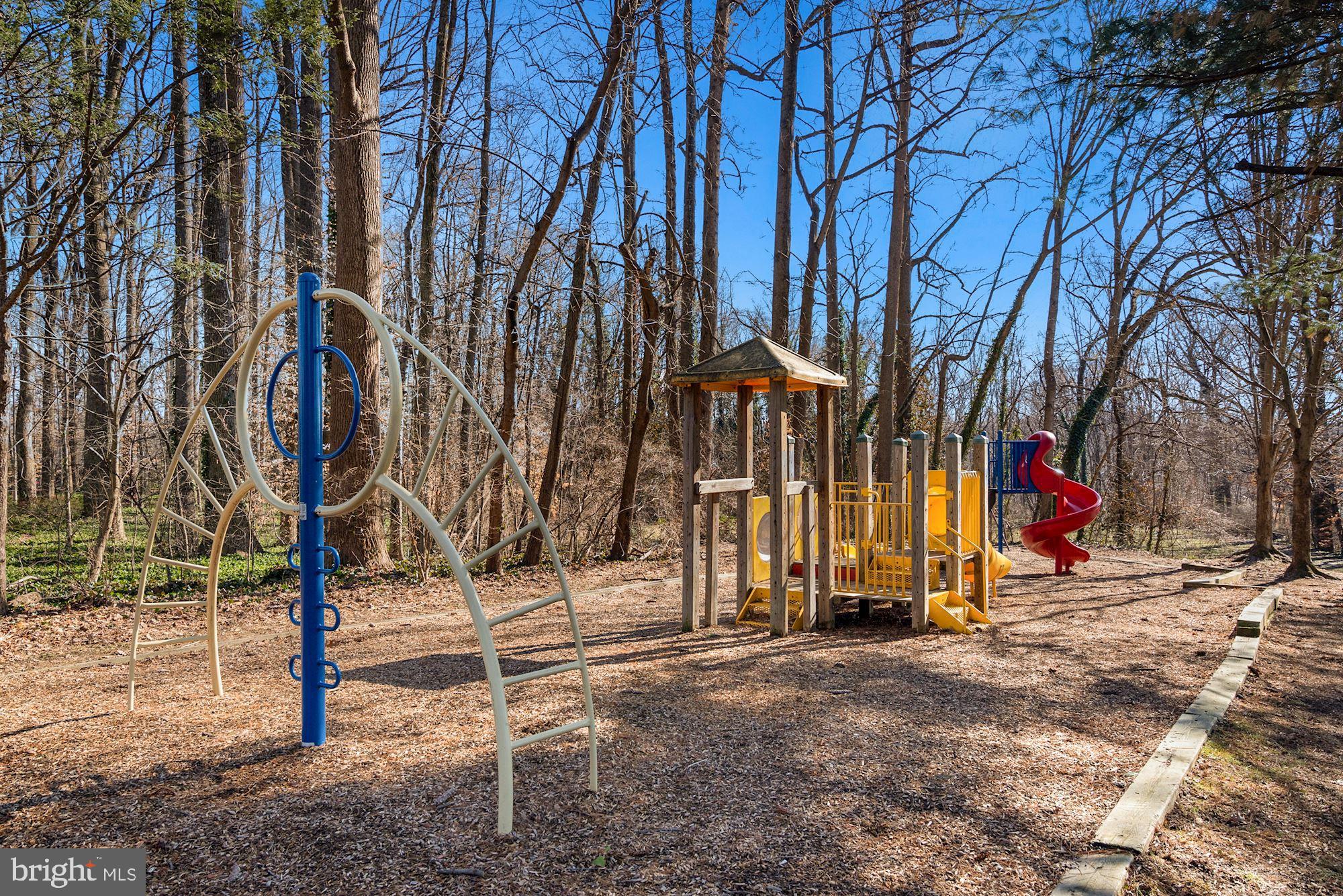 COUNTRY CLUB VILLAGE - Residential