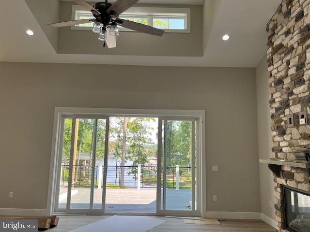 LIGHTHOUSE POINT - Residential