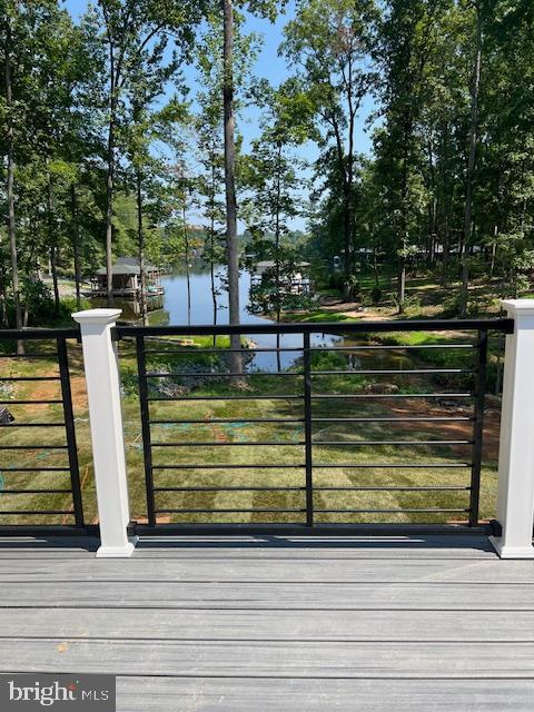 LIGHTHOUSE POINT - Residential