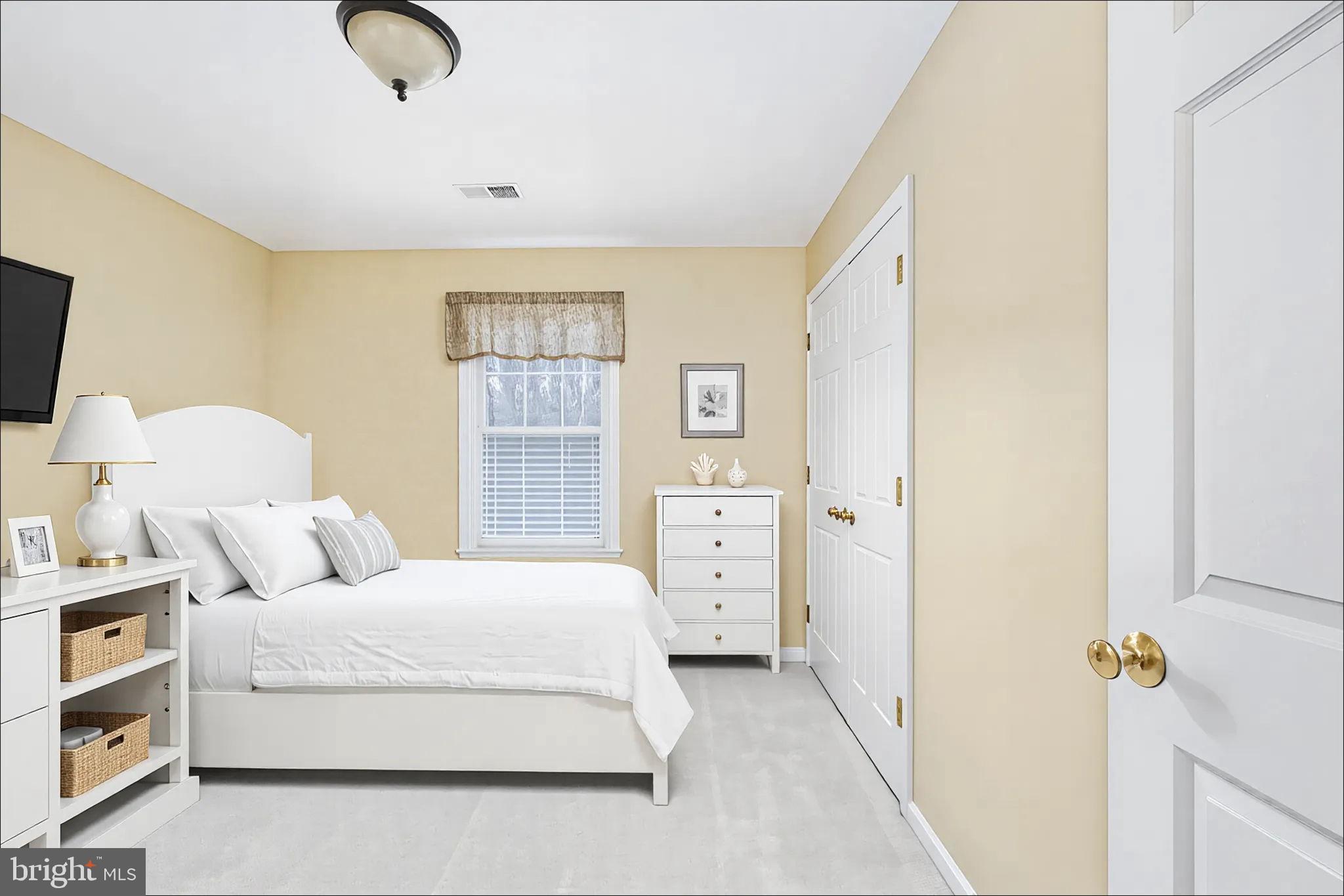 ASHLEIGH PARK - Residential