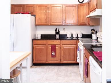 MEWS AT WYCKFORD C - Residential