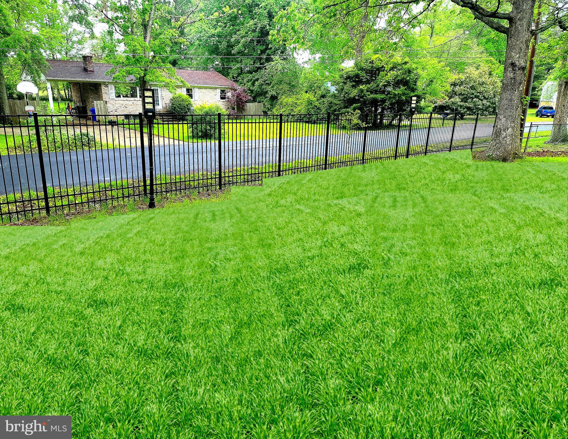 CAPITAL ESTATES - Residential