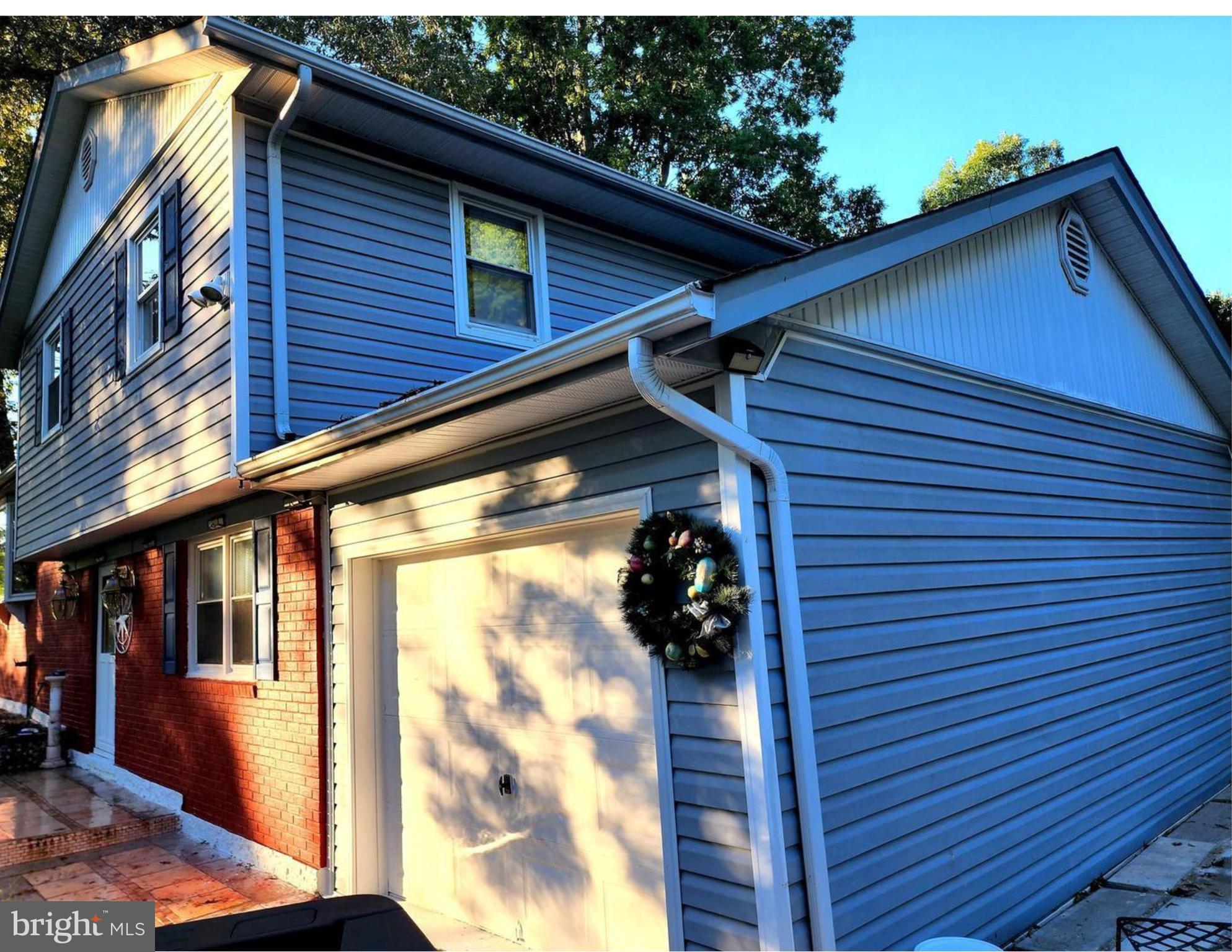 CAPITAL ESTATES - Residential