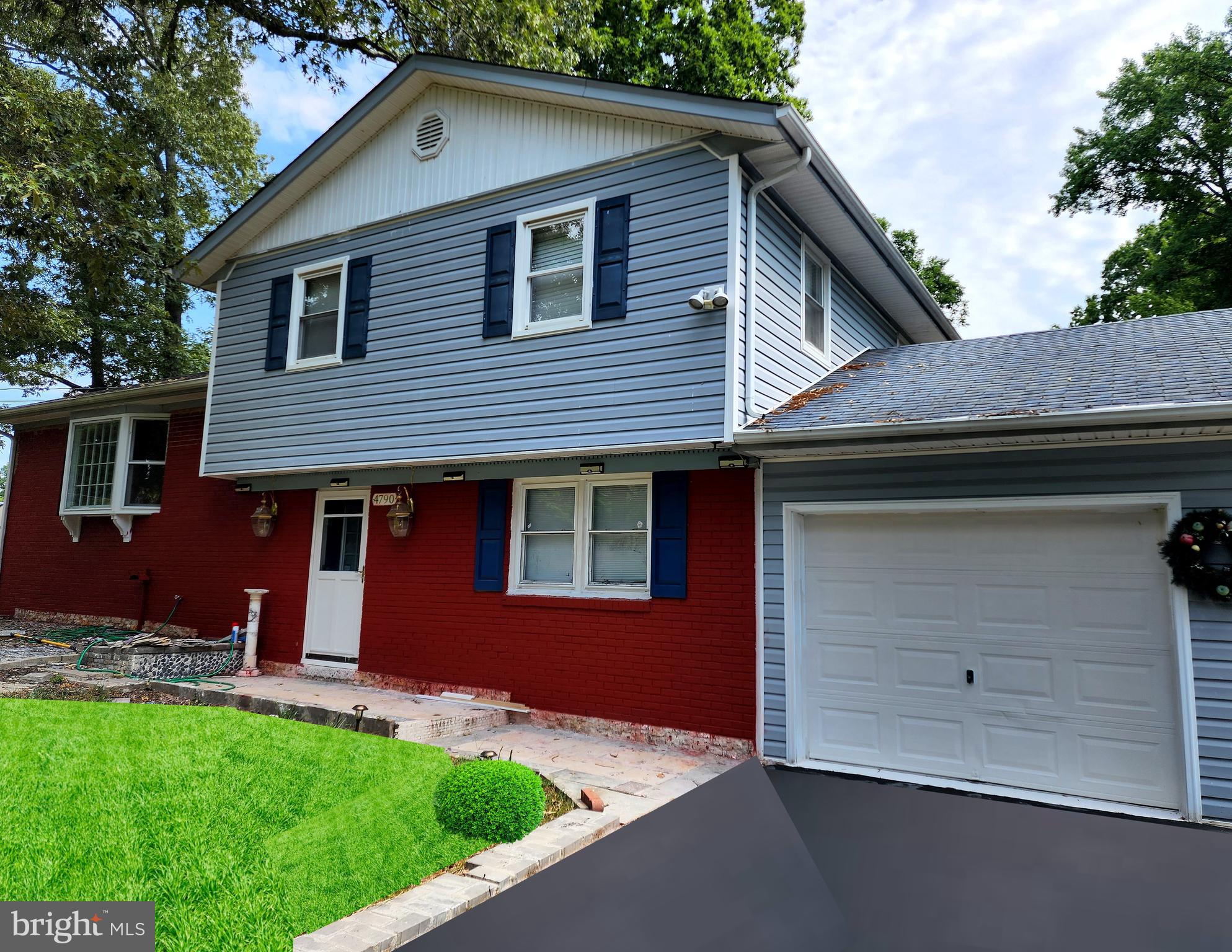 CAPITAL ESTATES - Residential