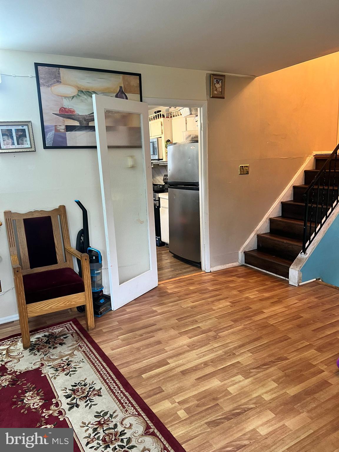 CAPITAL ESTATES - Residential