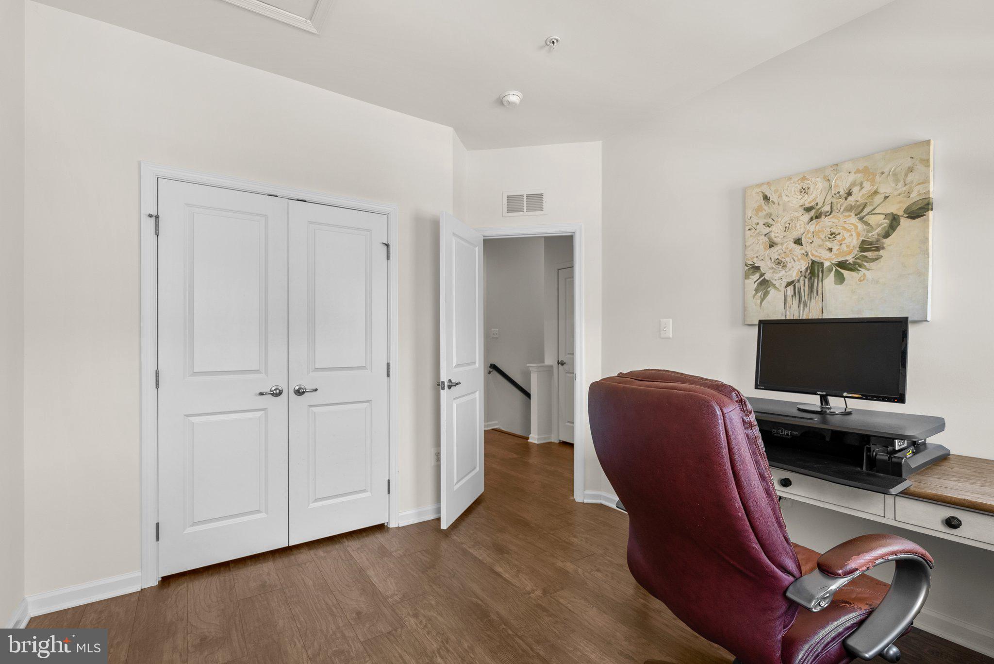 WESTSIDE - Residential