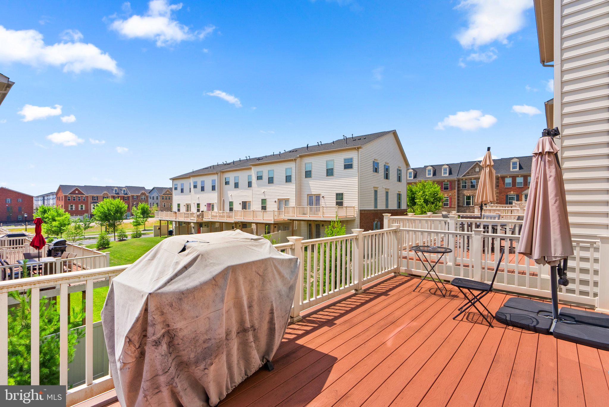 WESTSIDE - Residential