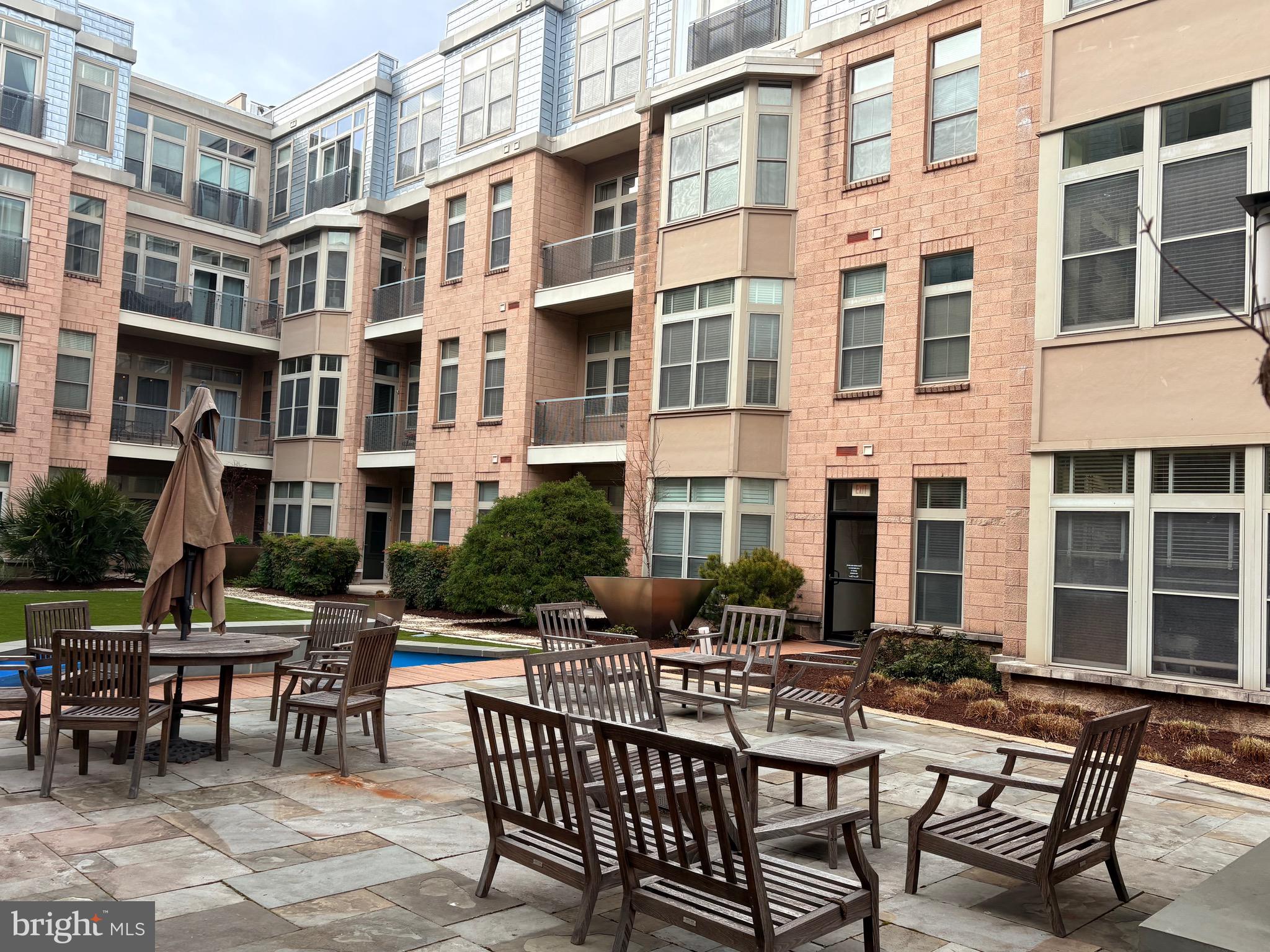 MOUNT VERNON PLACE HISTORIC DISTRICT - Residential