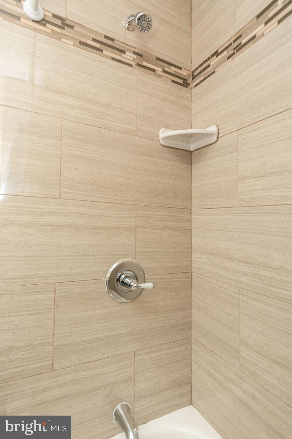 HOLLINS MARKET - Residential