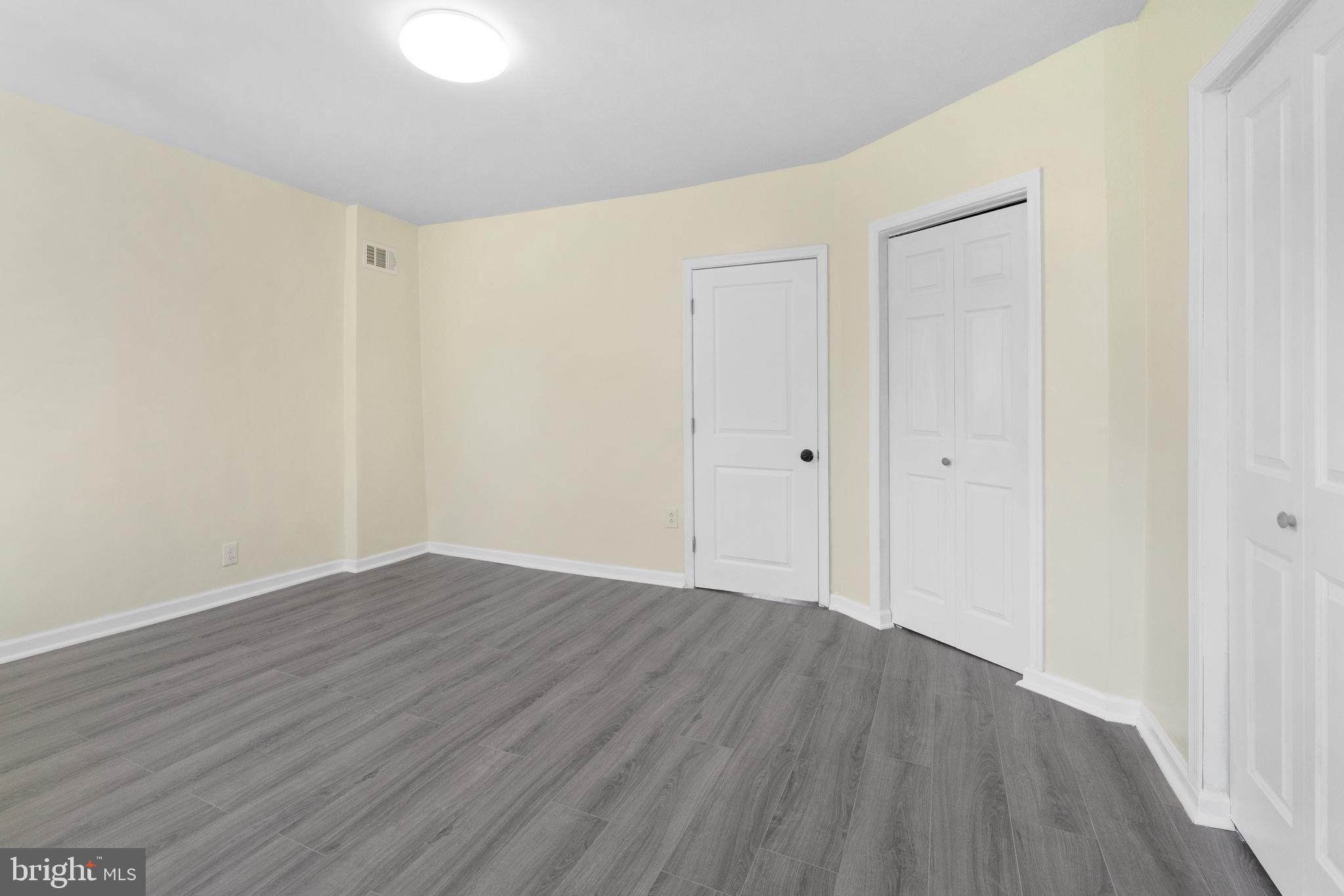 GERMANTOWN (EAST) - Residential