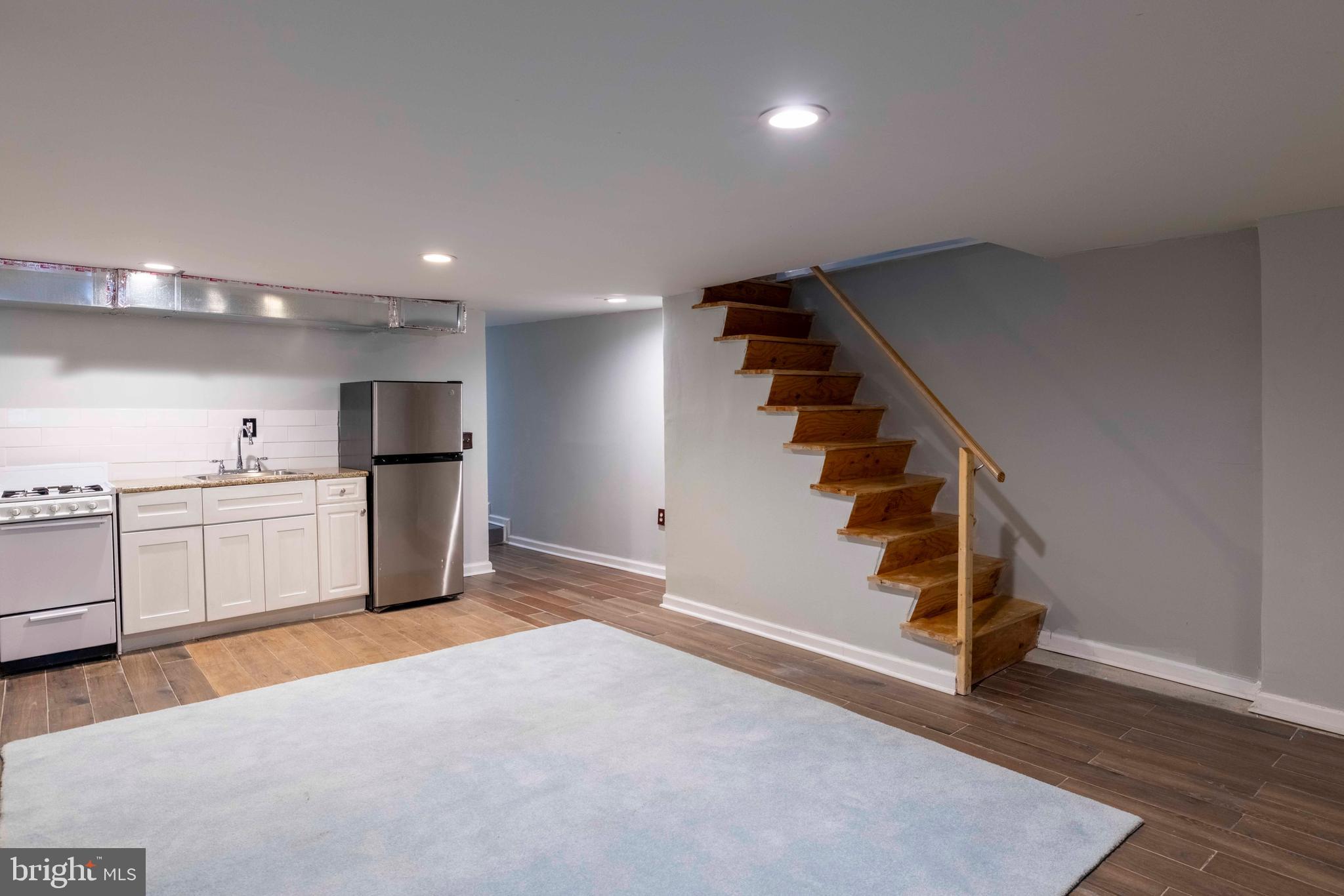 GERMANTOWN (EAST) - Residential