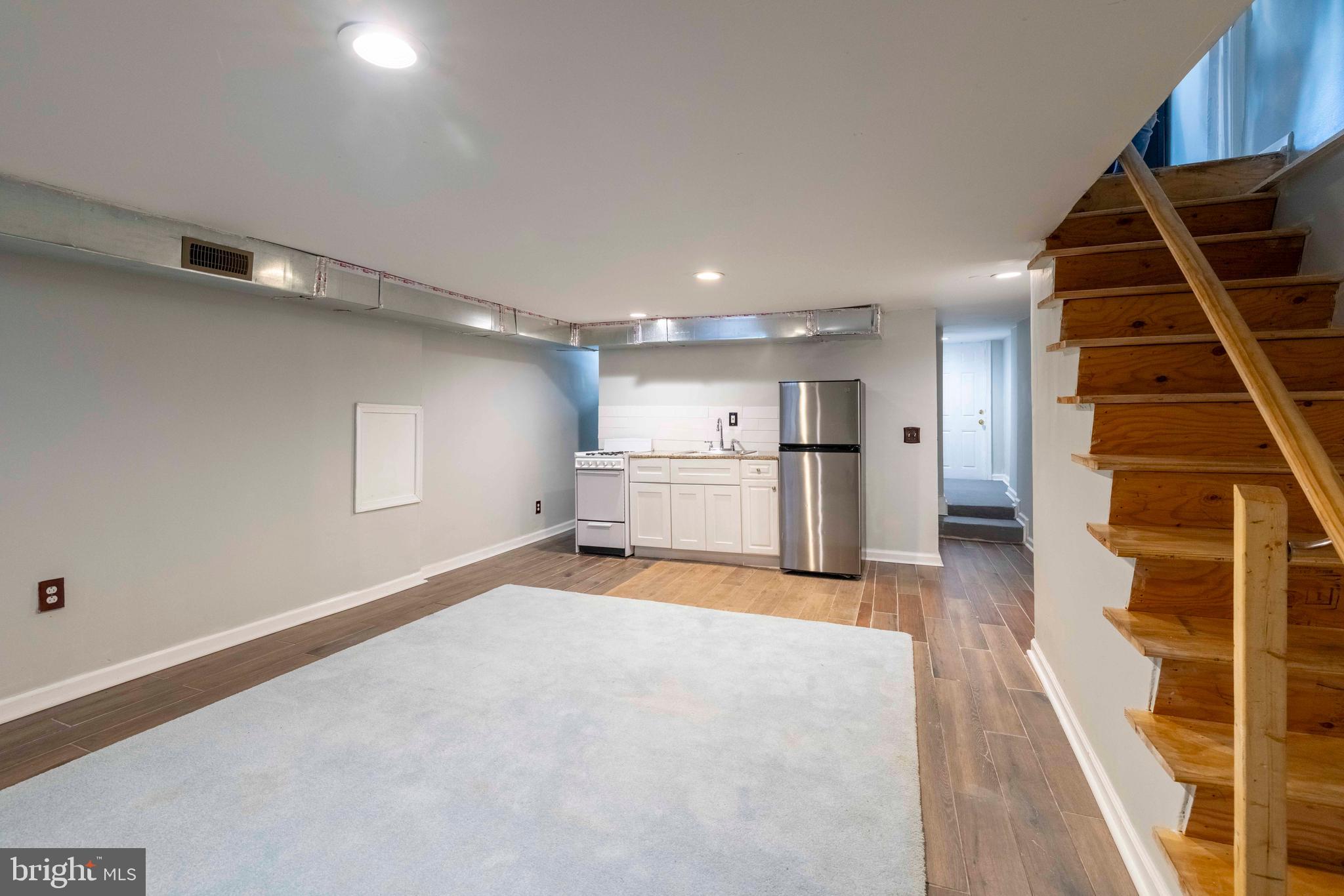 GERMANTOWN (EAST) - Residential