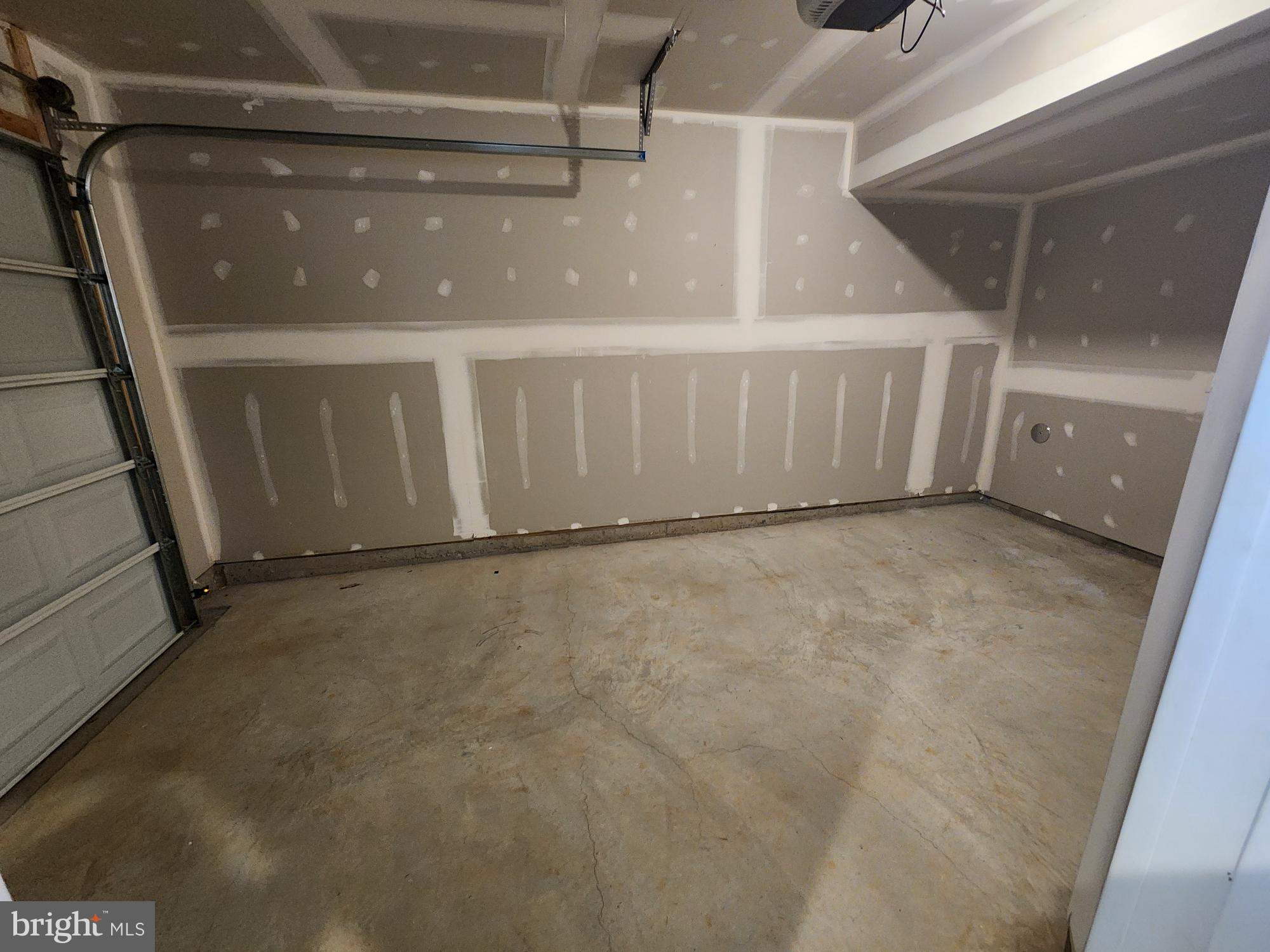 MARTINSBURG STATION - Residential Lease