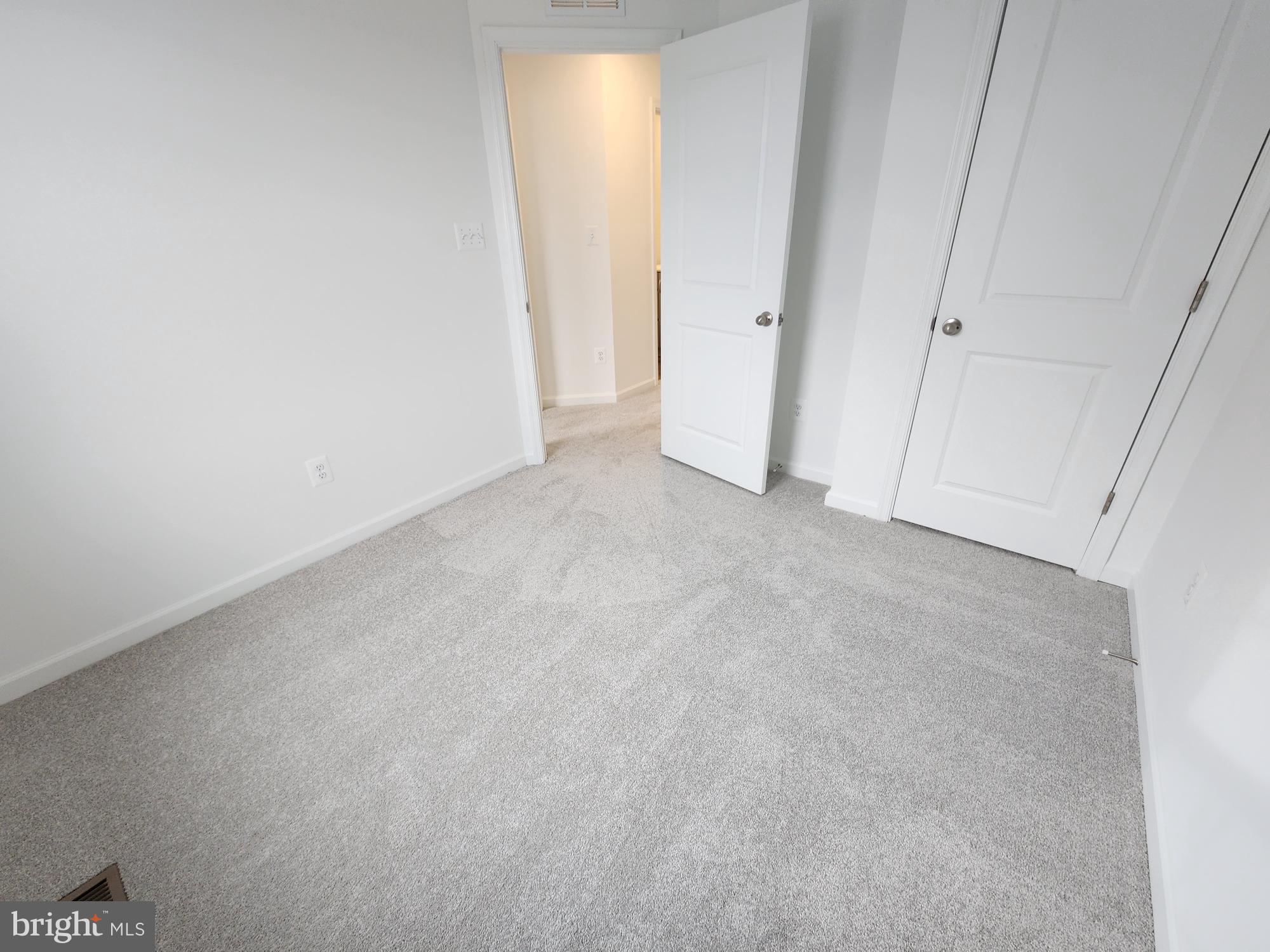 MARTINSBURG STATION - Residential Lease