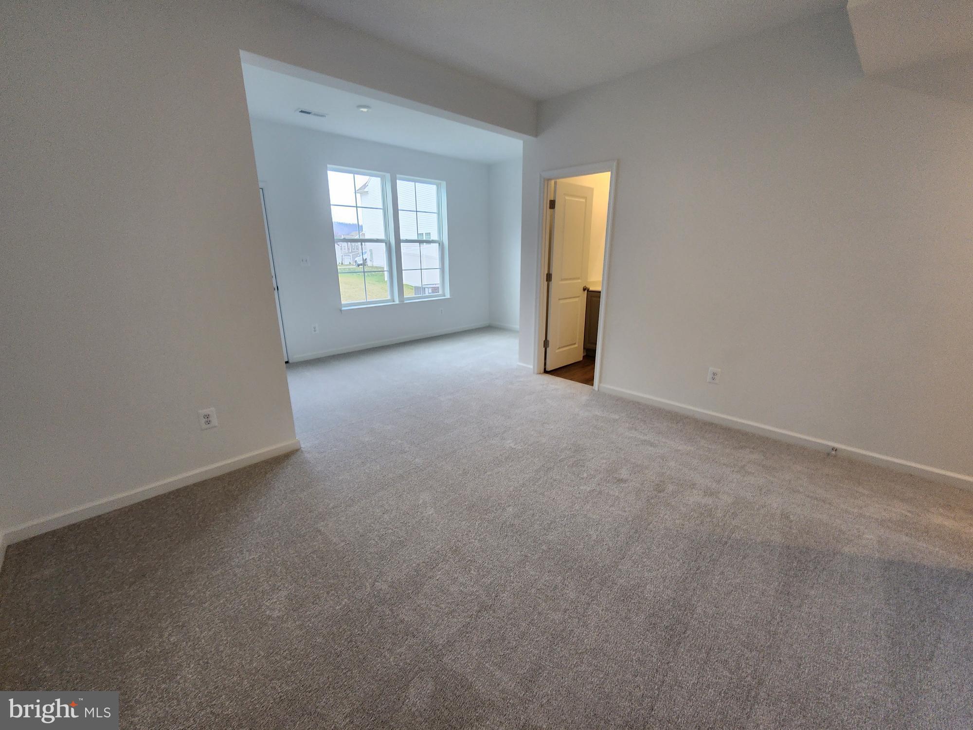 MARTINSBURG STATION - Residential Lease