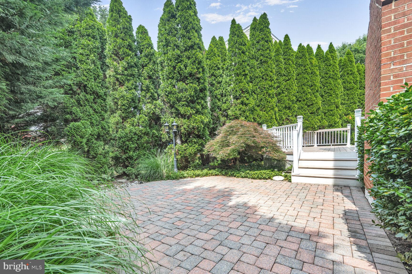 CLOPPERS MILL WEST - Residential