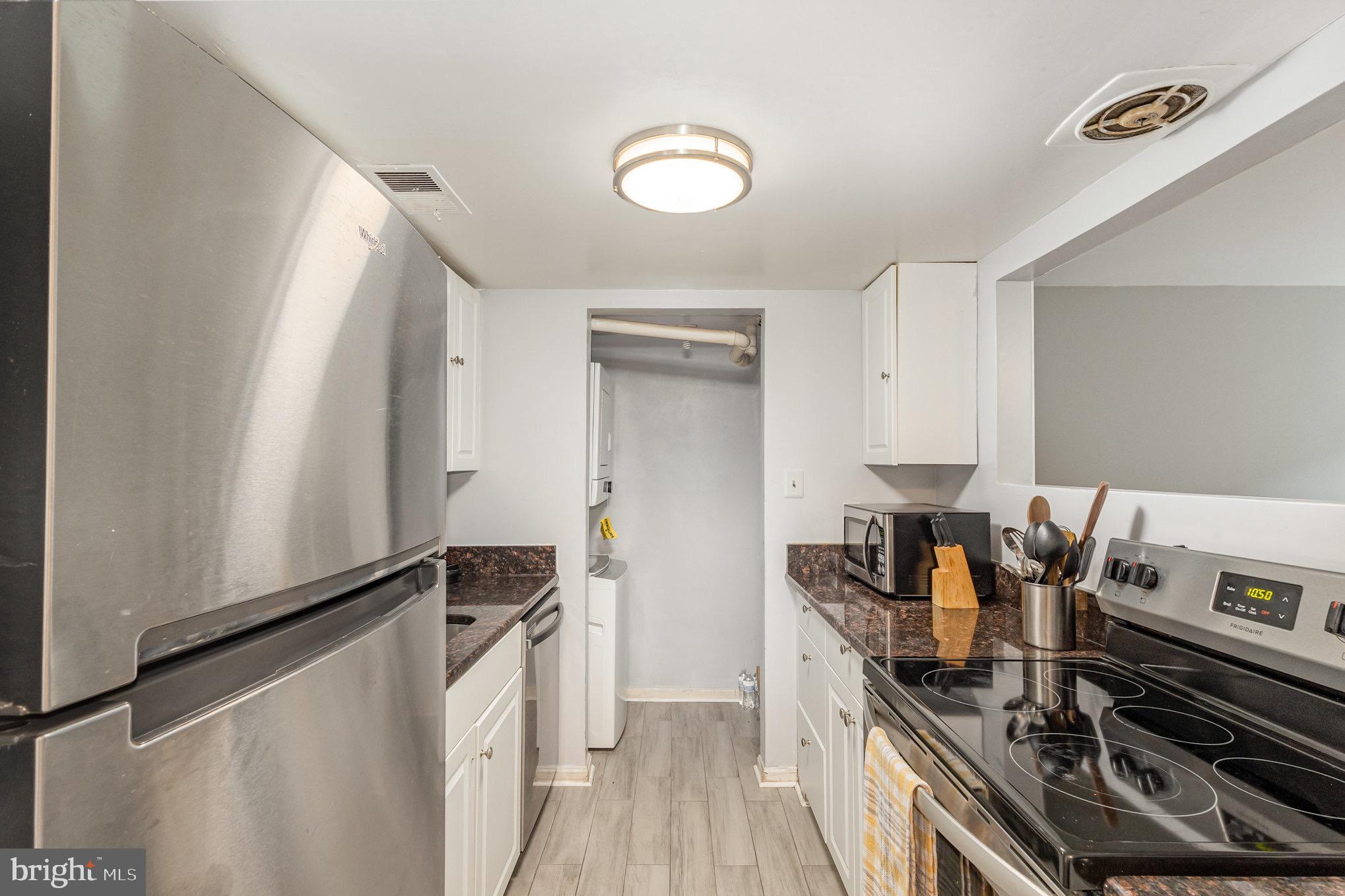 HIGHLAND AT GUNSTON CORNER - Residential