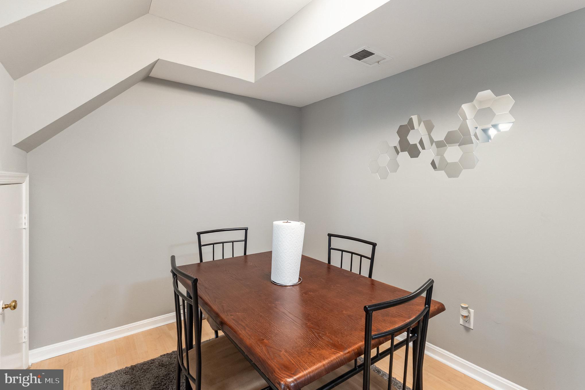 HIGHLAND AT GUNSTON CORNER - Residential