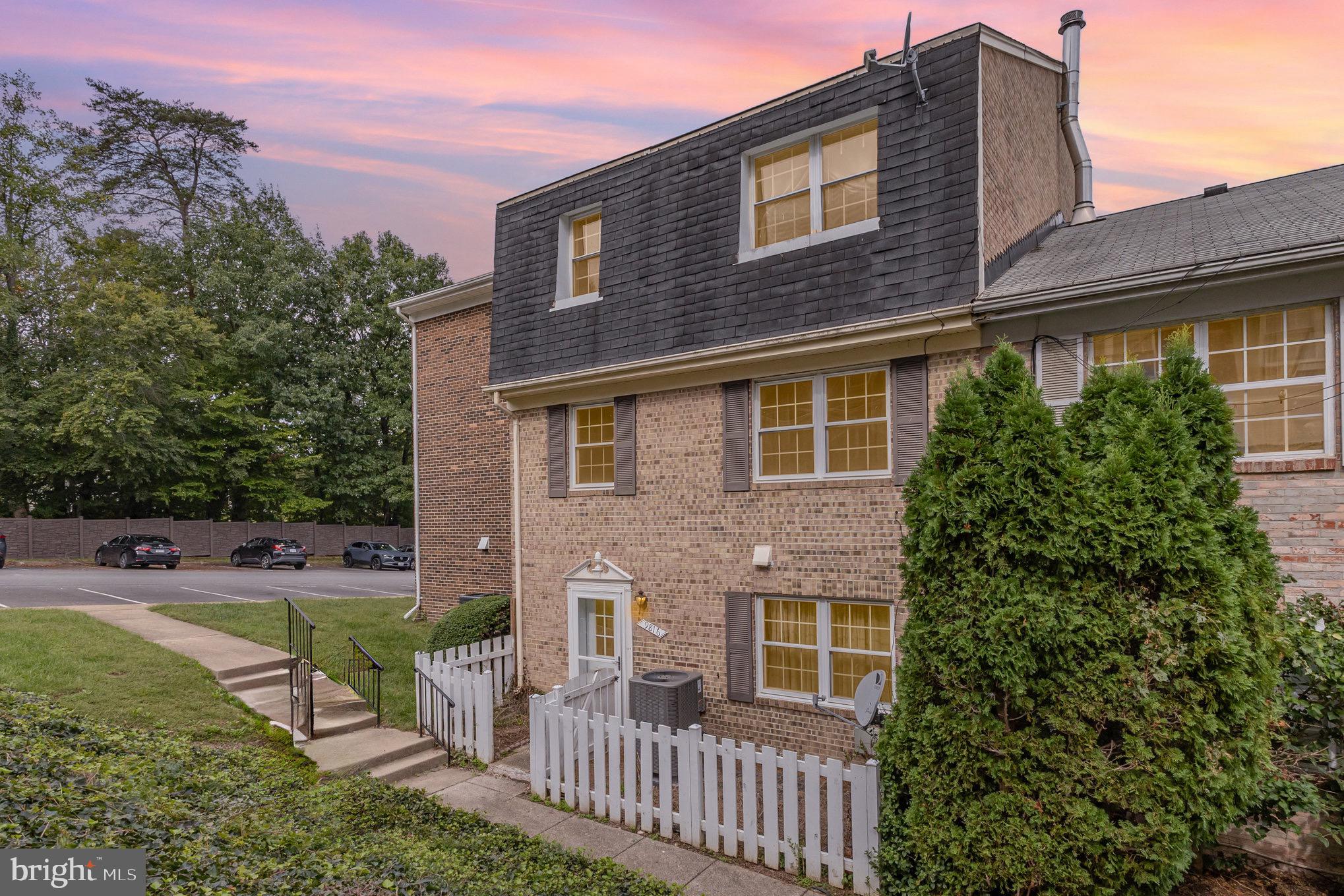 HIGHLAND AT GUNSTON CORNER - Residential