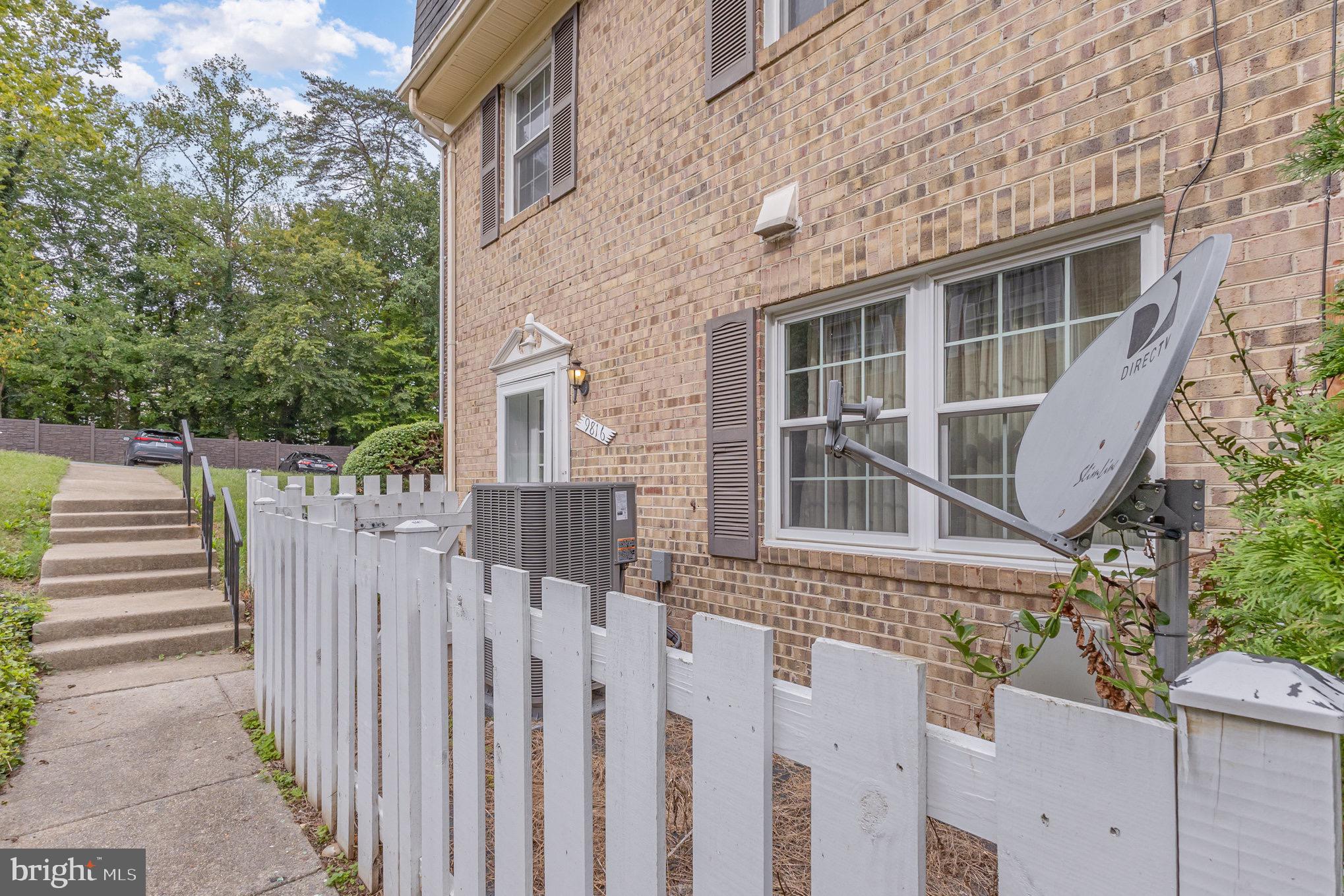 HIGHLAND AT GUNSTON CORNER - Residential