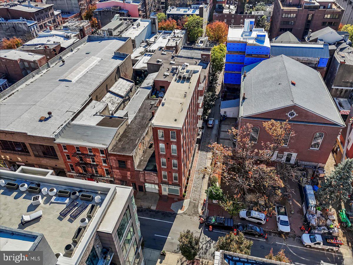 OLD CITY - Commercial Sale