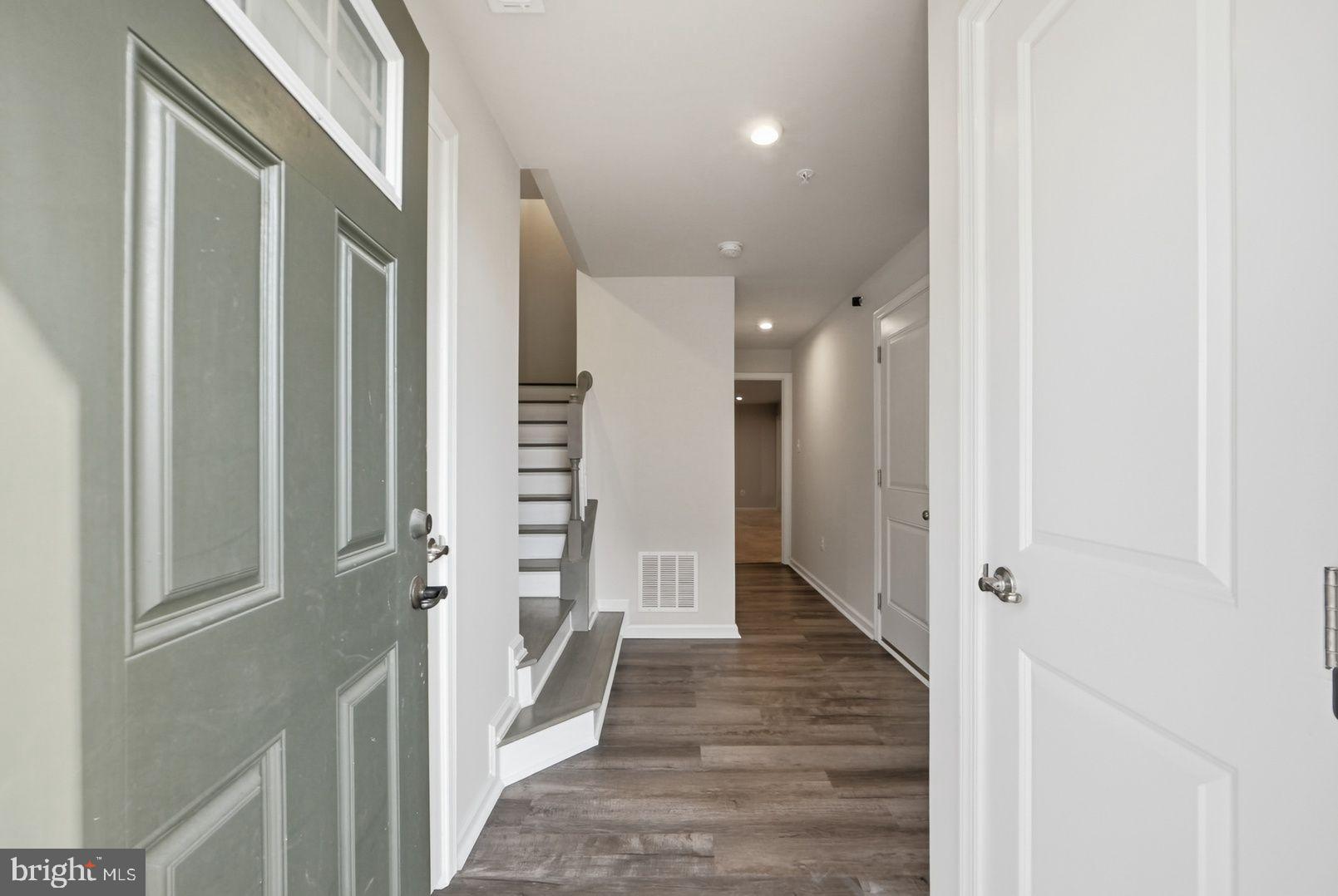 7917 GLADDEN FARM WAY