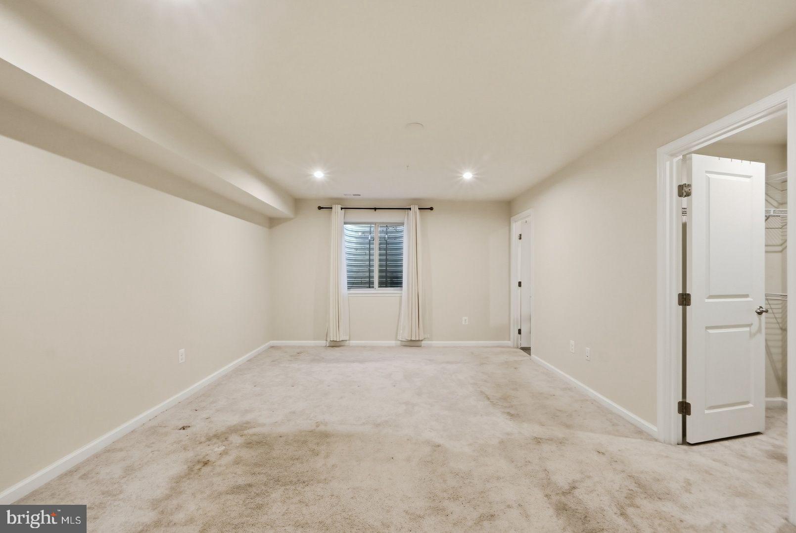 7917 GLADDEN FARM WAY