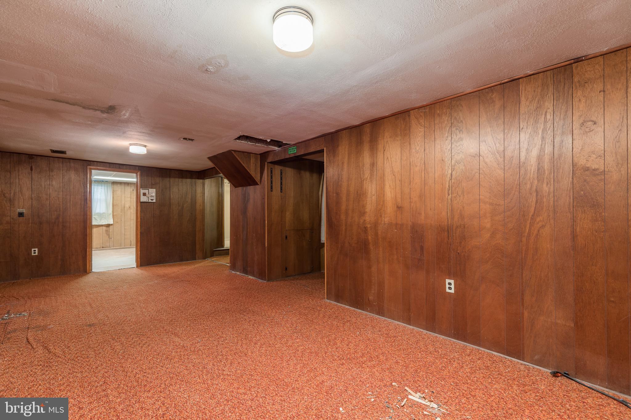 HILLCREST MANOR - Residential