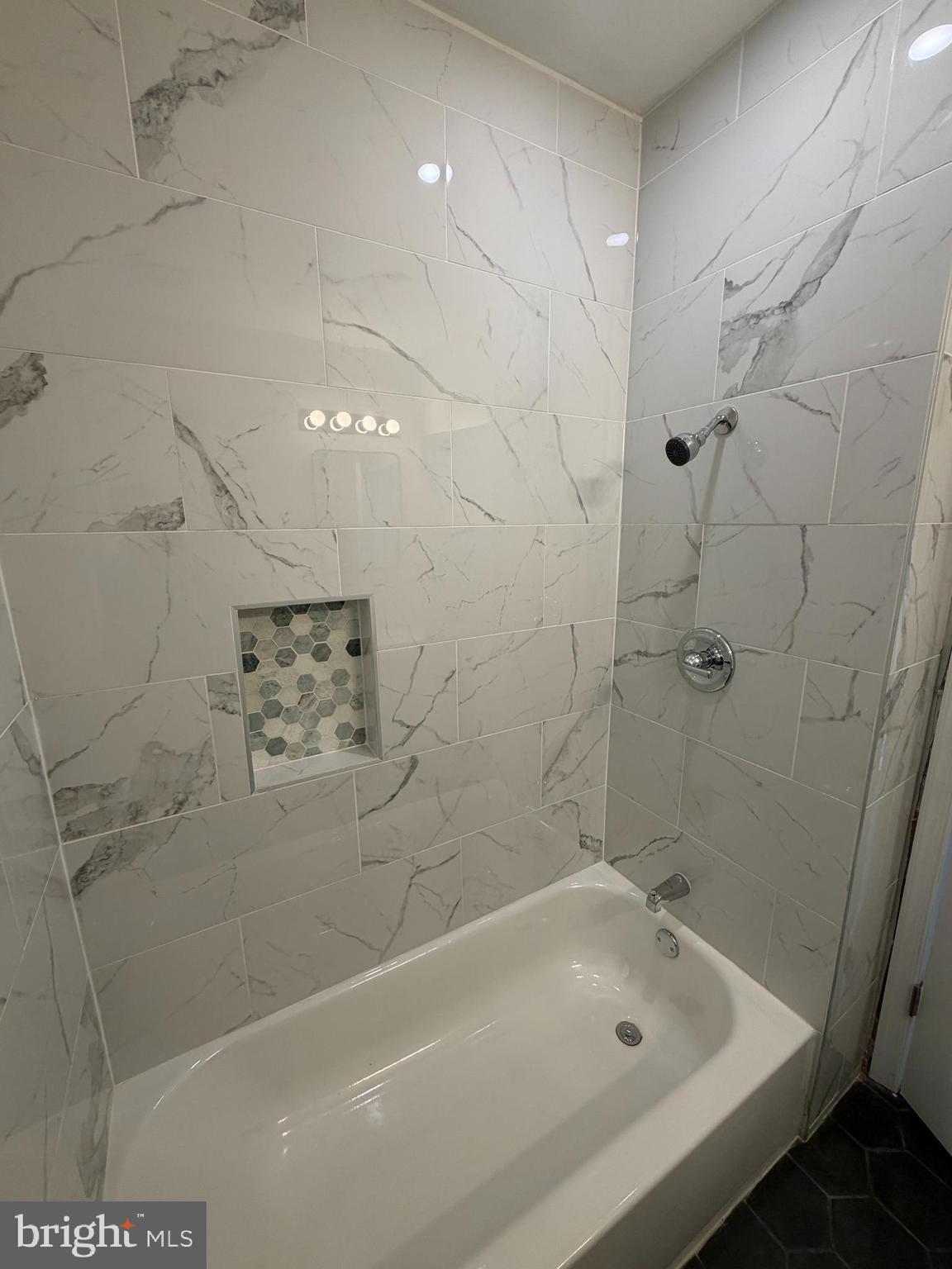 GERMANTOWN - Residential Lease