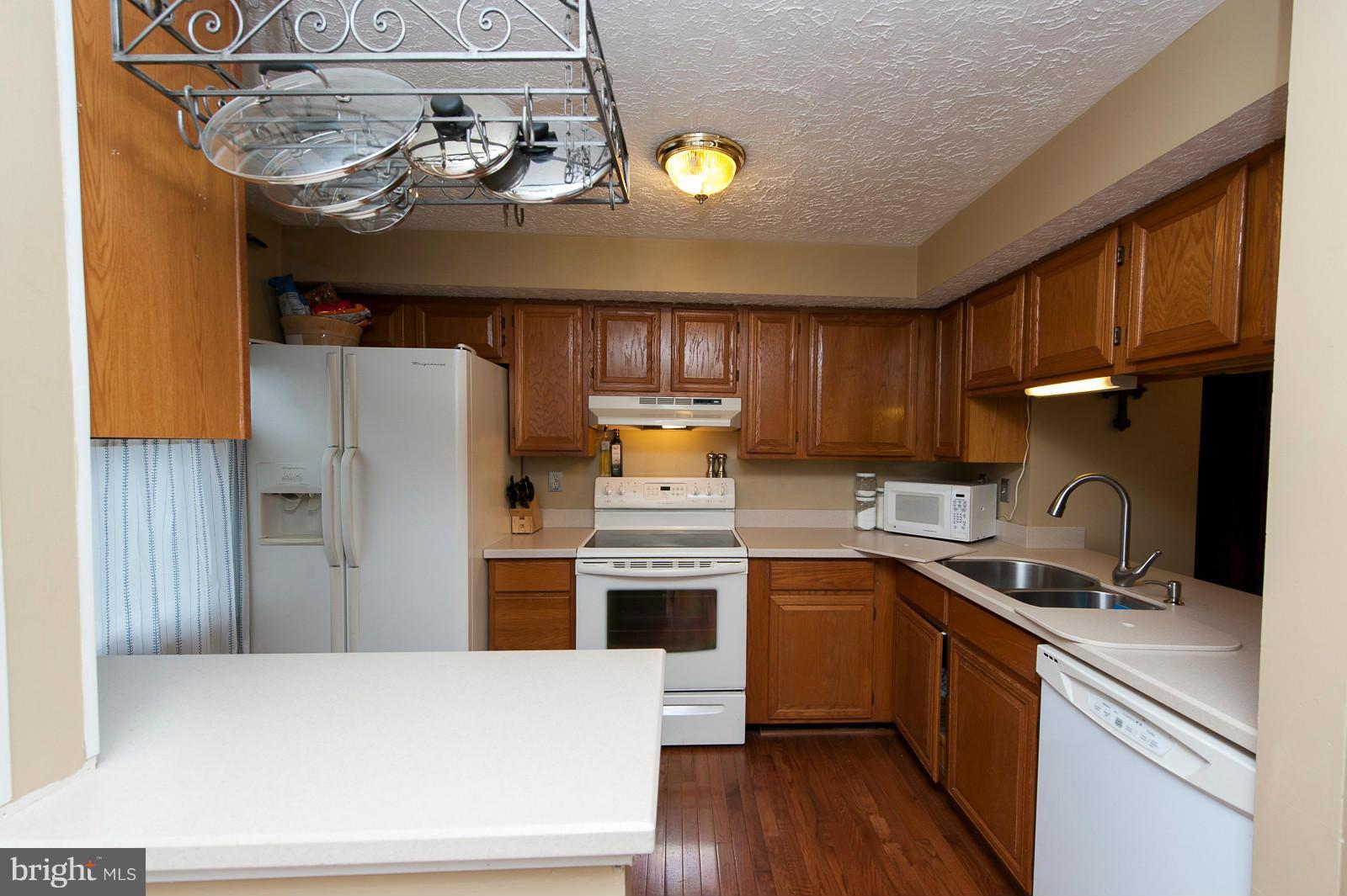 LAUREL HIGHLANDS - Residential