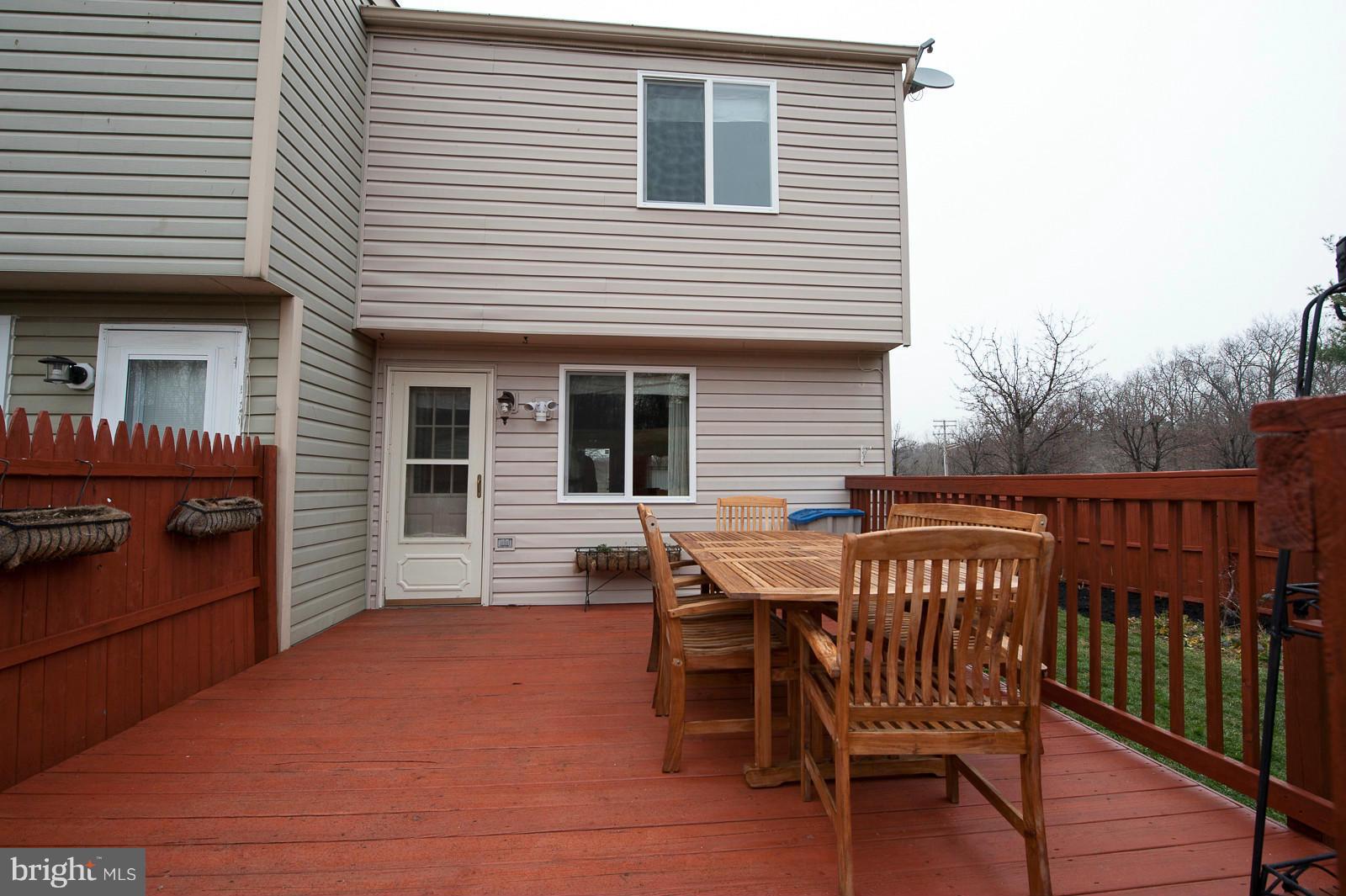 LAUREL HIGHLANDS - Residential