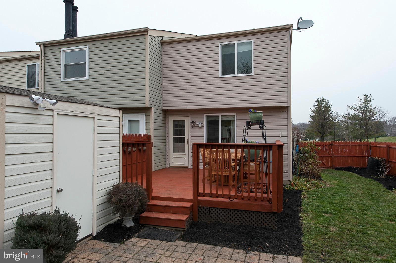 LAUREL HIGHLANDS - Residential