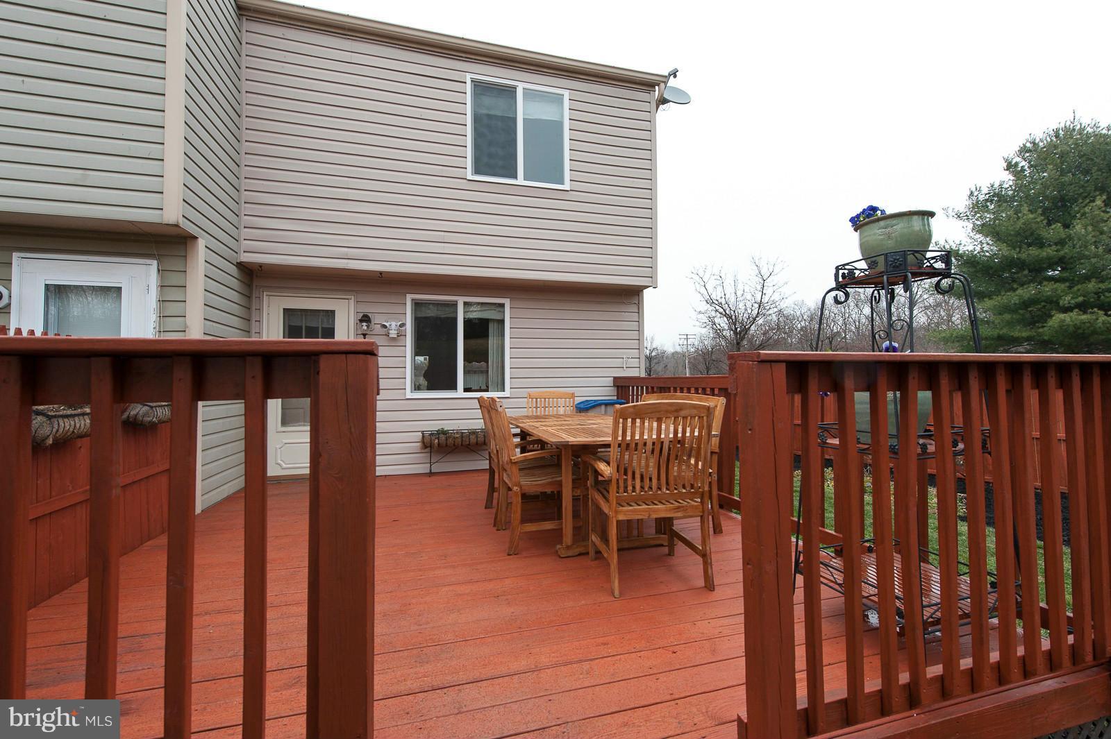 LAUREL HIGHLANDS - Residential