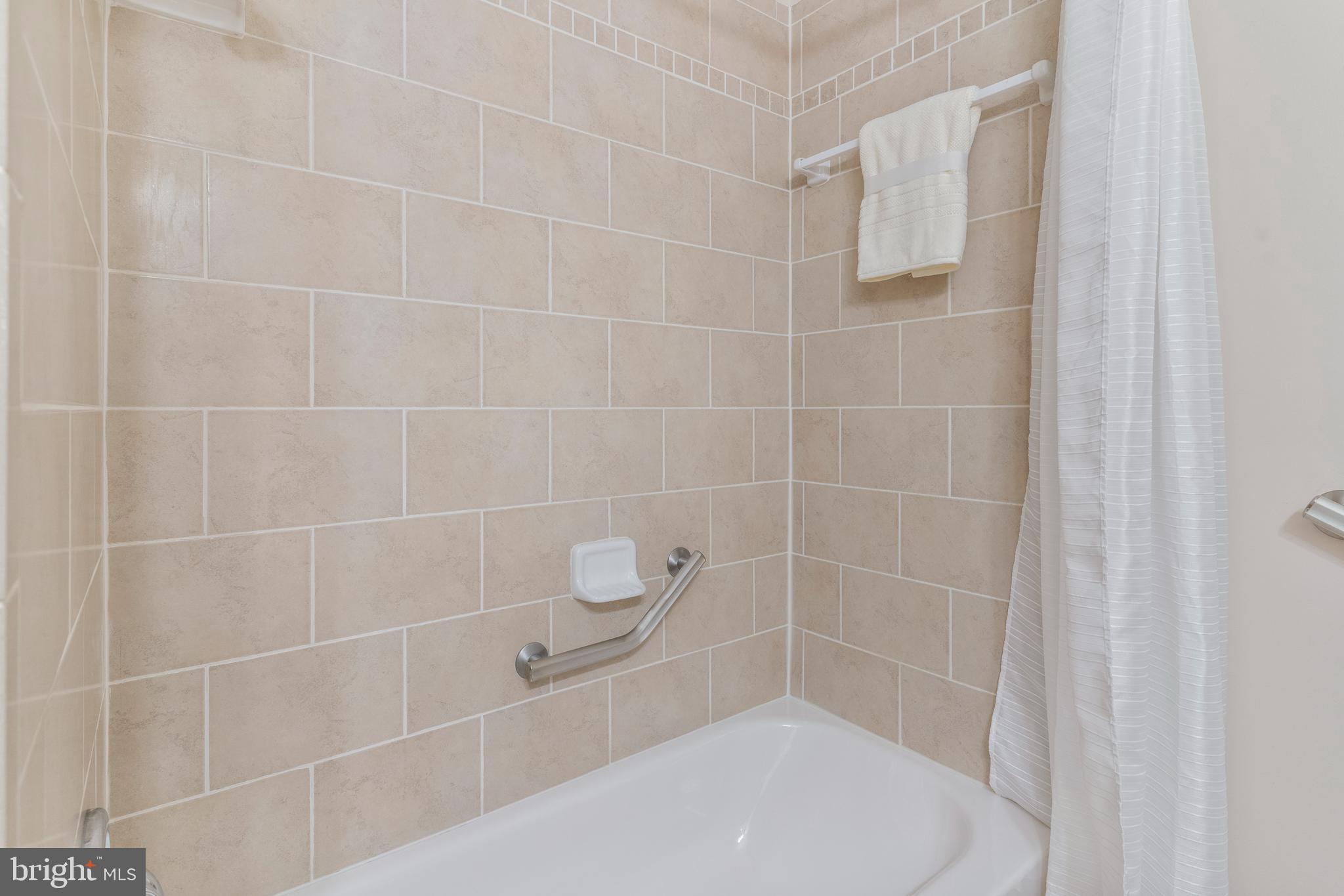 PINE PLAINS - Residential