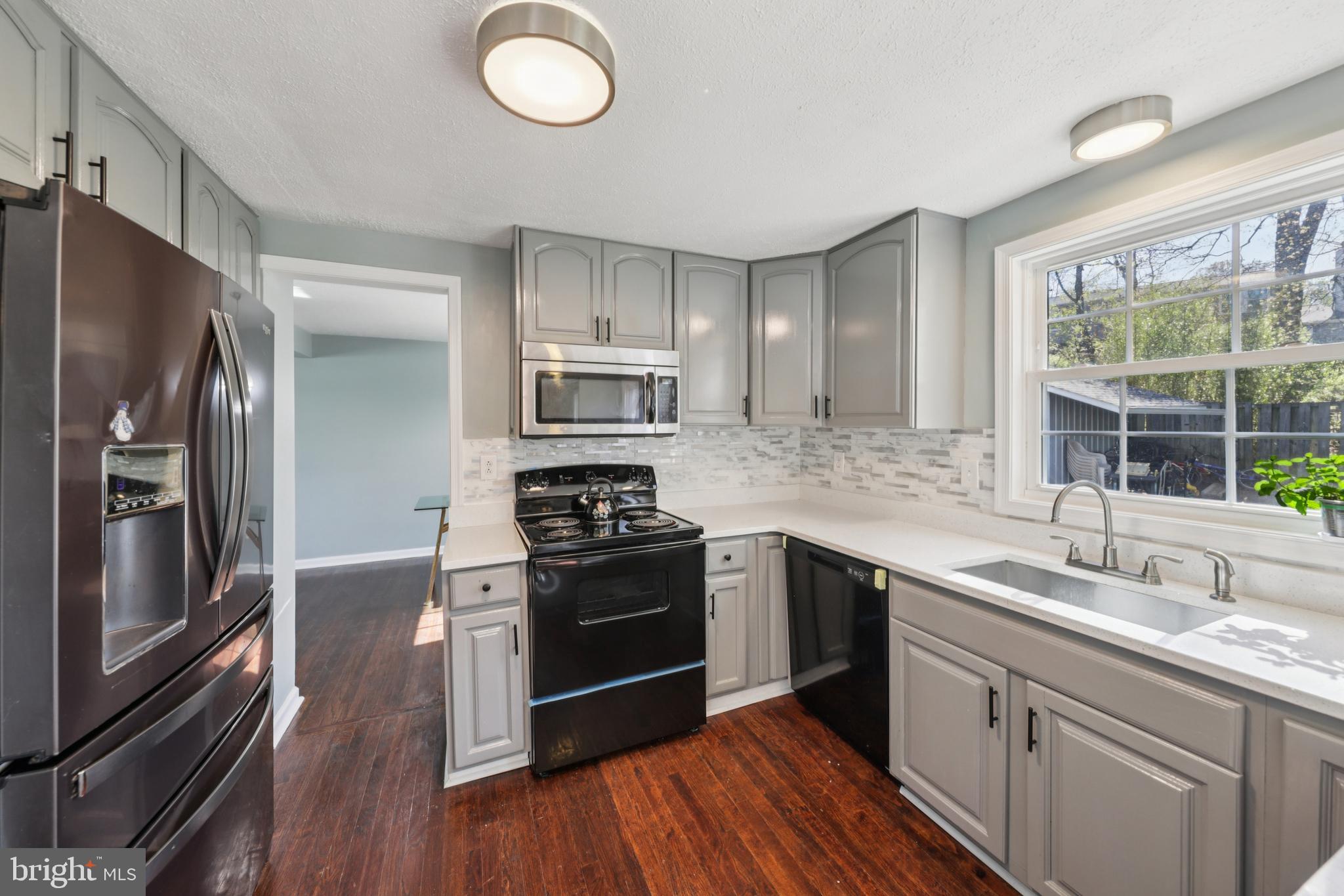 MILL CREEK SOUTH - Residential