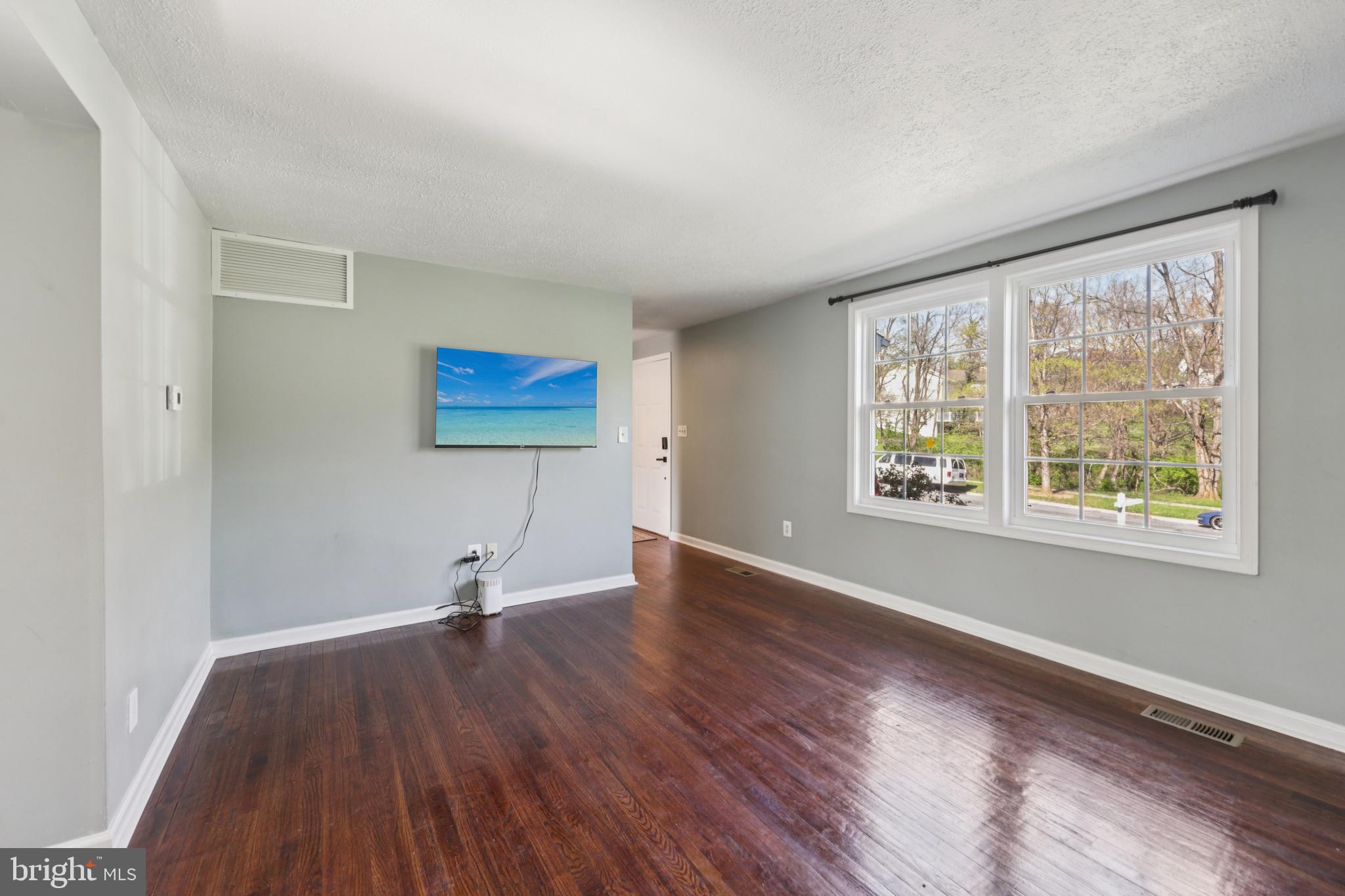 MILL CREEK SOUTH - Residential