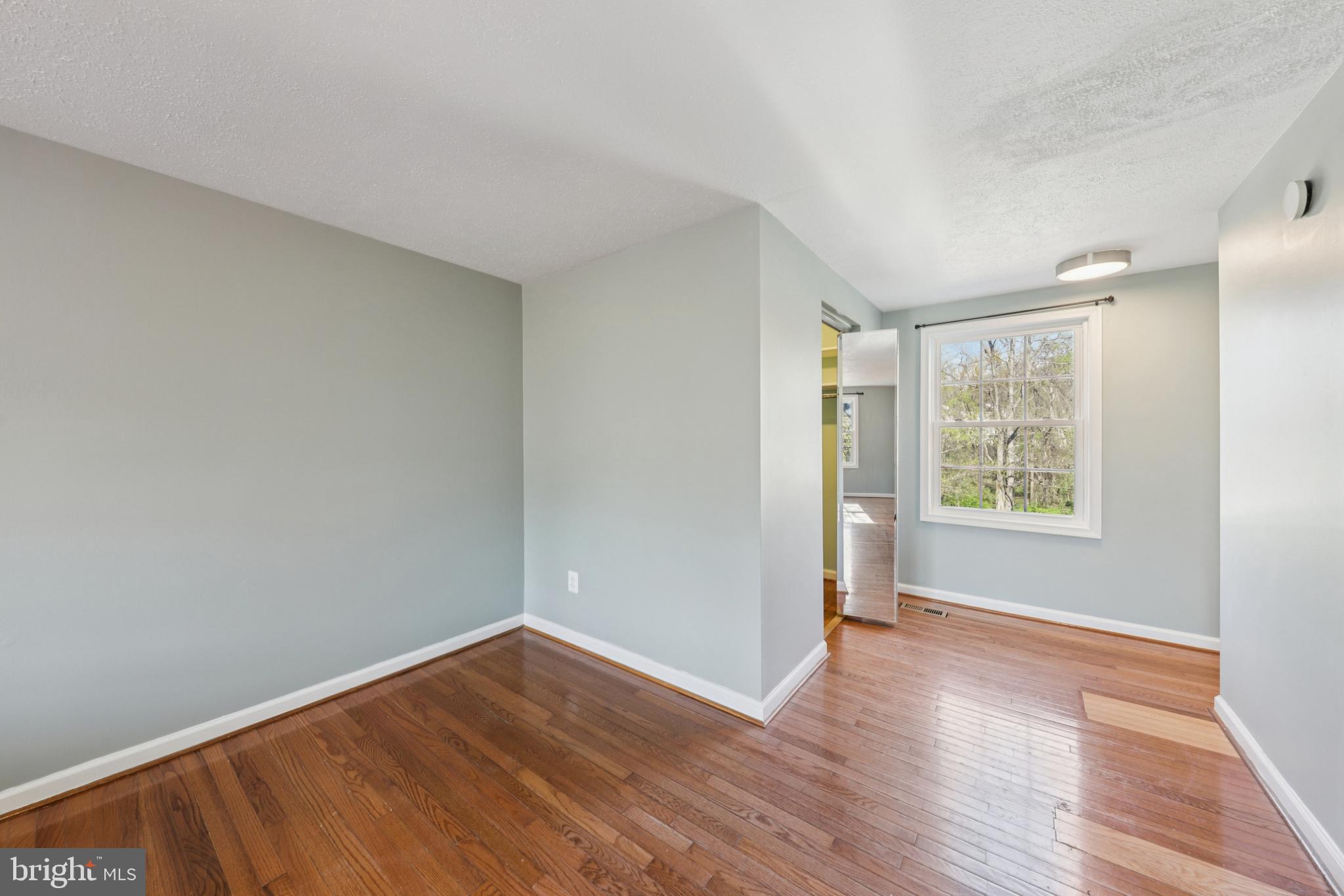 MILL CREEK SOUTH - Residential